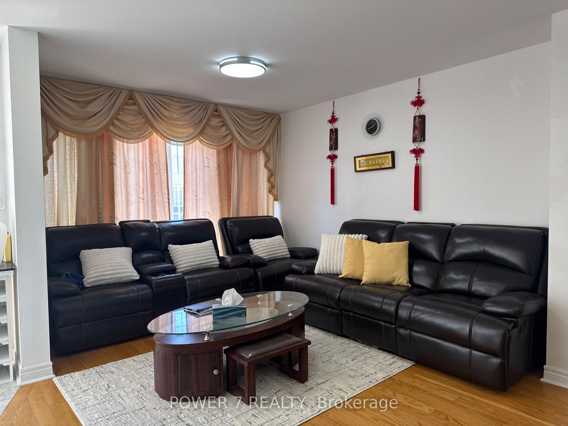 Photo 4 of 85B Maybourne Avenue, Scarborough, Clairlea-Birchmount — HOMEH