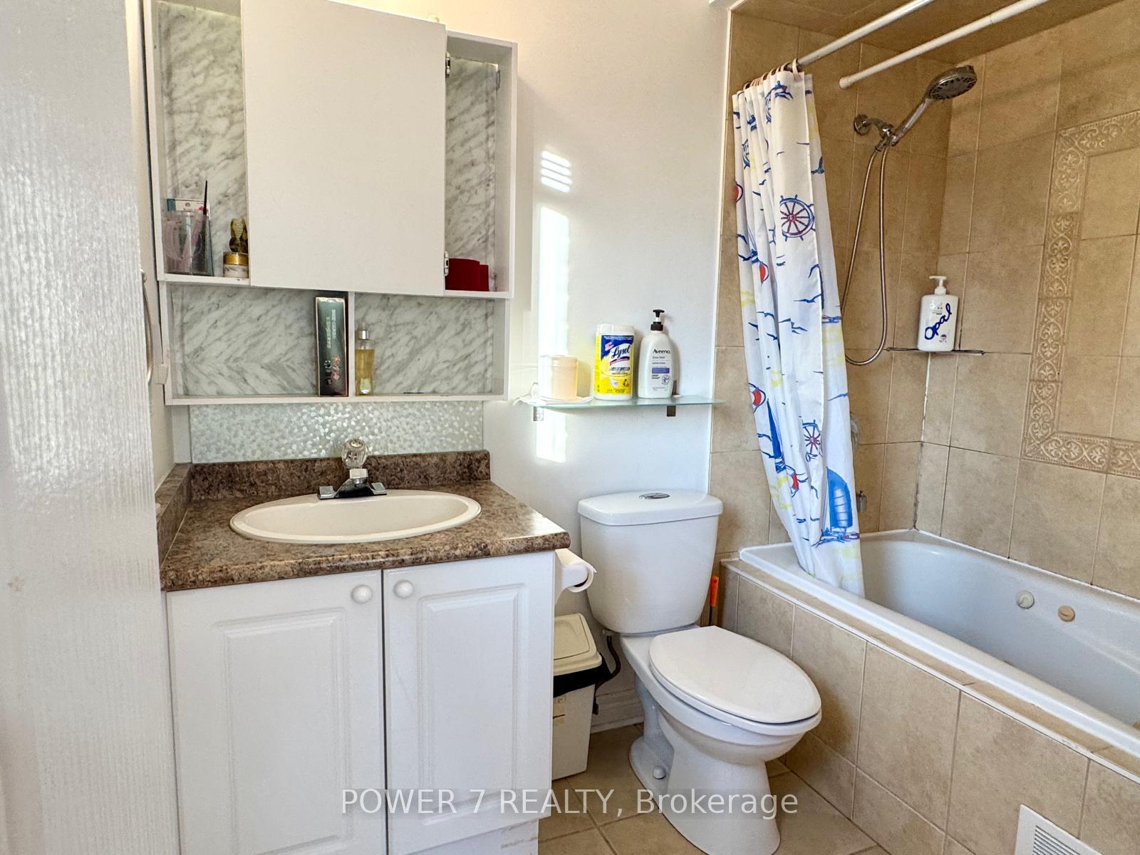 Photo 18 of 85B Maybourne Avenue, Scarborough, Clairlea-Birchmount — HOMEH