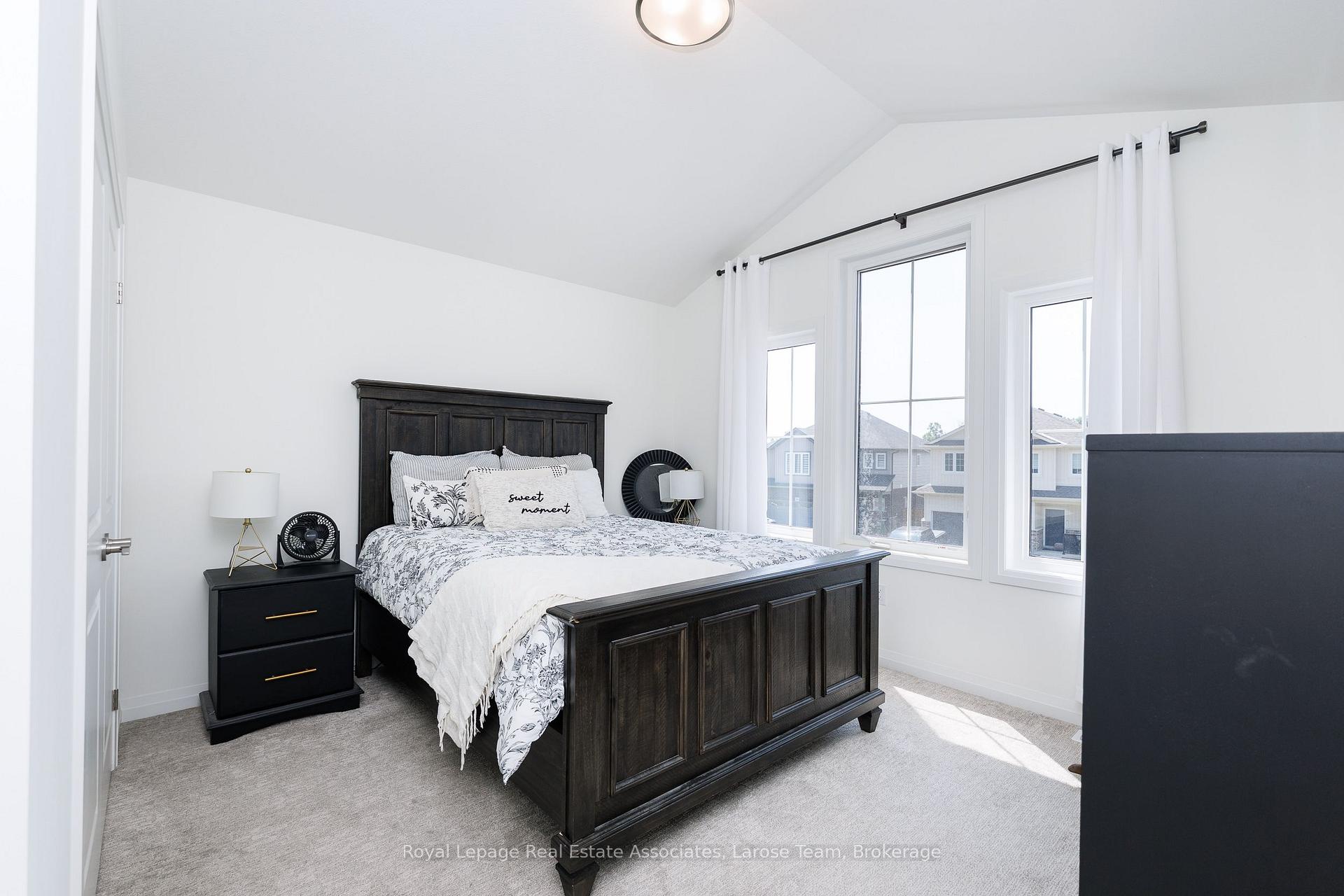 Photo 29 of Unit Upper, 31 Willson Drive, Thorold, Hurricane/Merrittville — HOMEH
