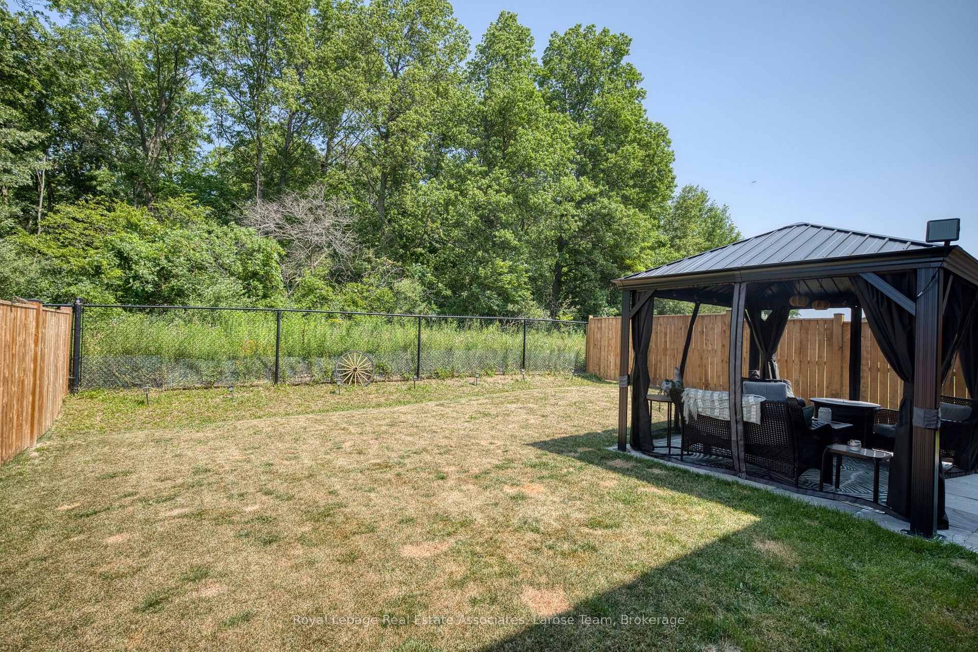 Photo 35 of Unit Upper, 31 Willson Drive, Thorold, Hurricane/Merrittville — HOMEH