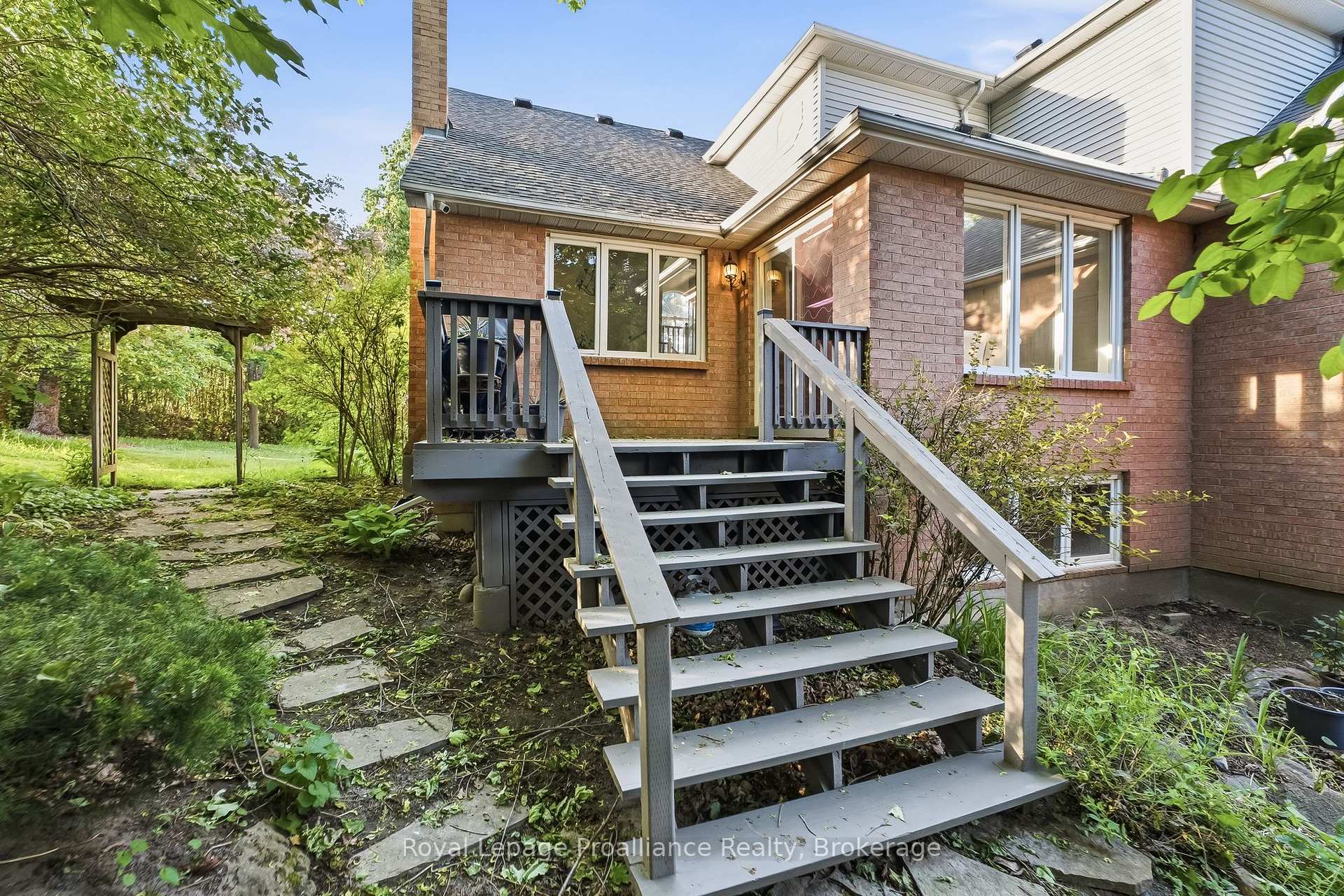 Photo 44 of 11 Gibson Place, Port Hope — HOMEH