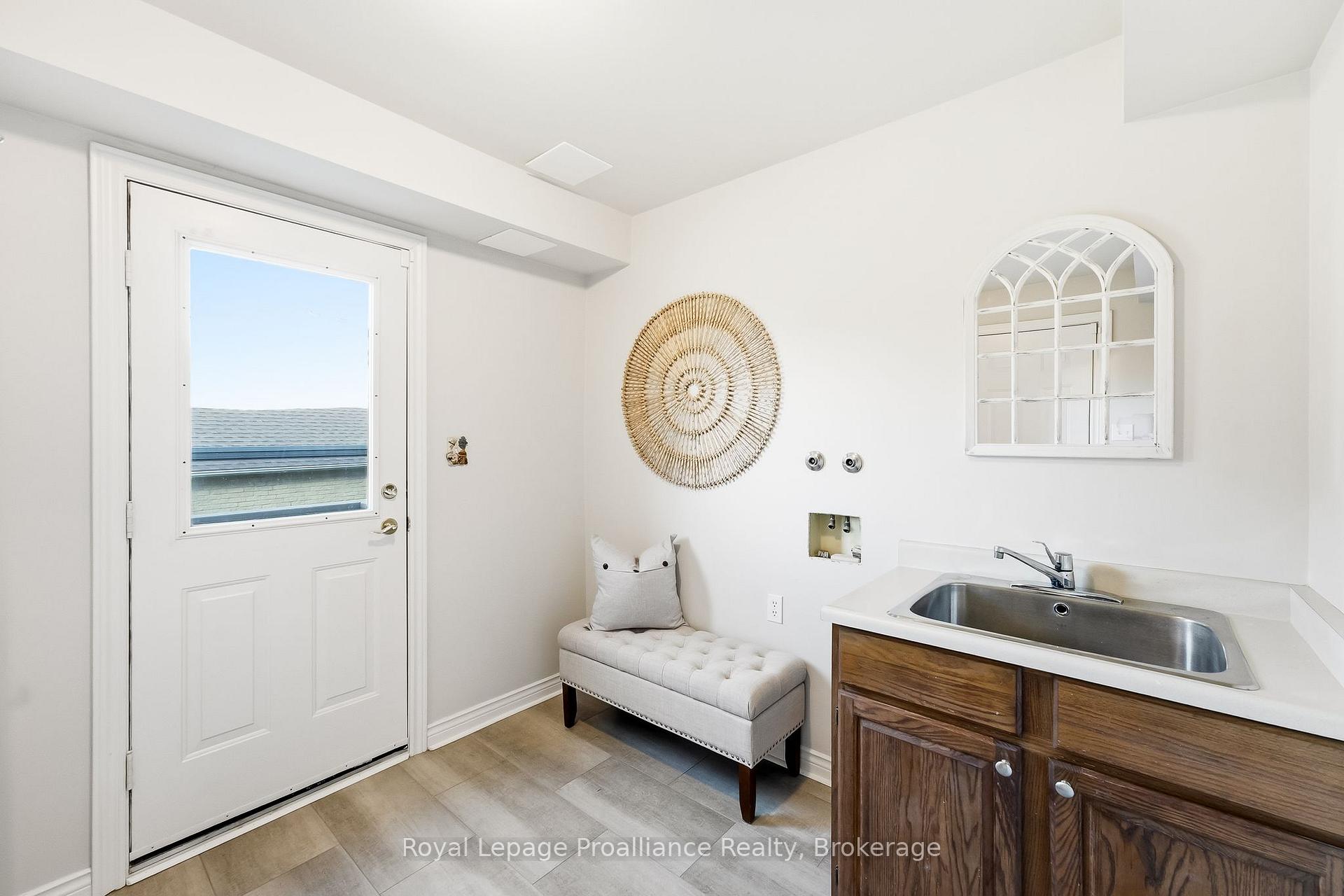 Photo 46 of 11 Gibson Place, Port Hope — HOMEH