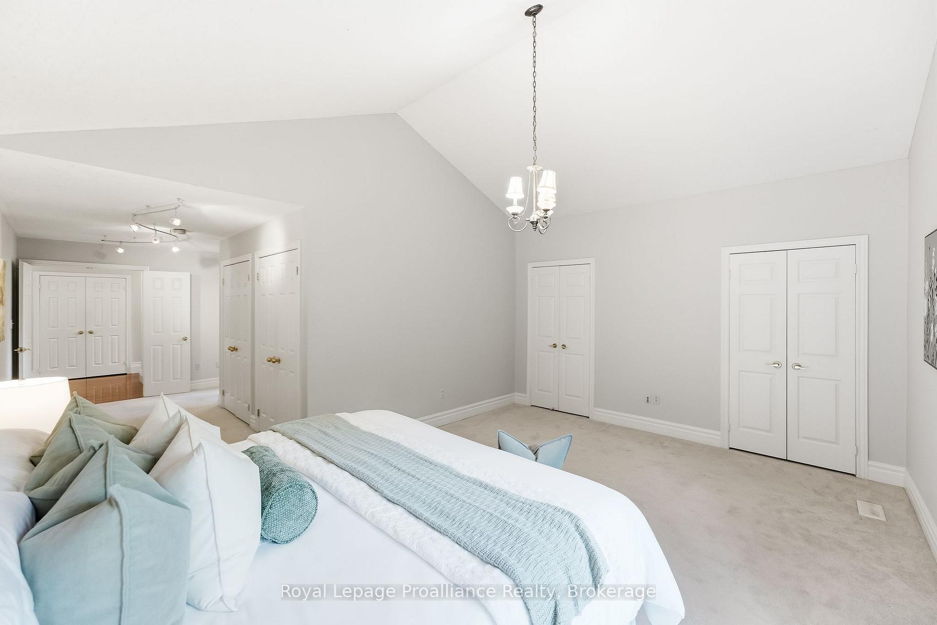 Photo 9 of 11 Gibson Place, Port Hope — HOMEH