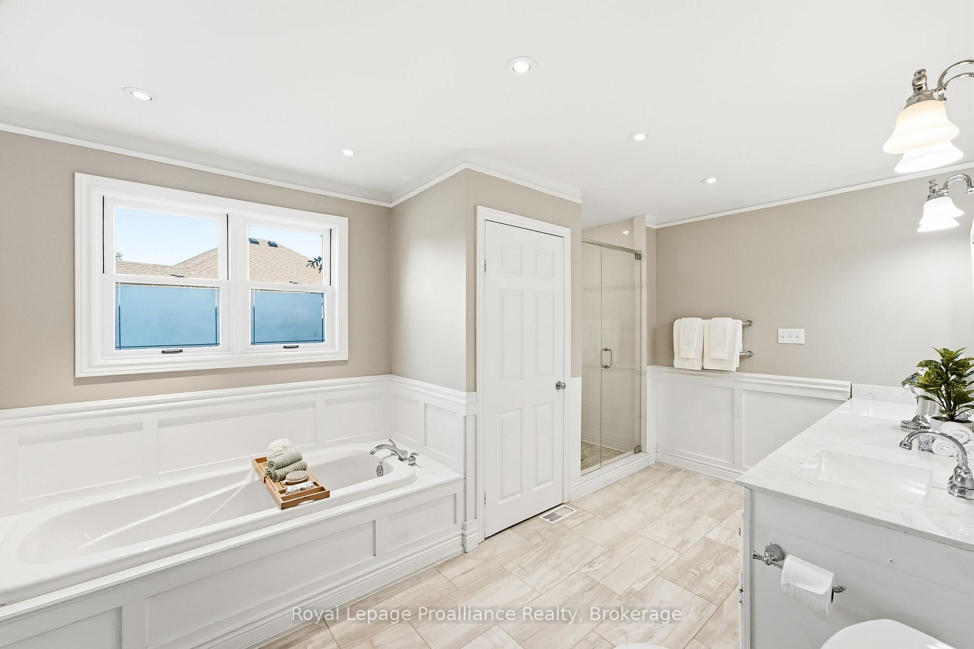 Photo 13 of 11 Gibson Place, Port Hope — HOMEH