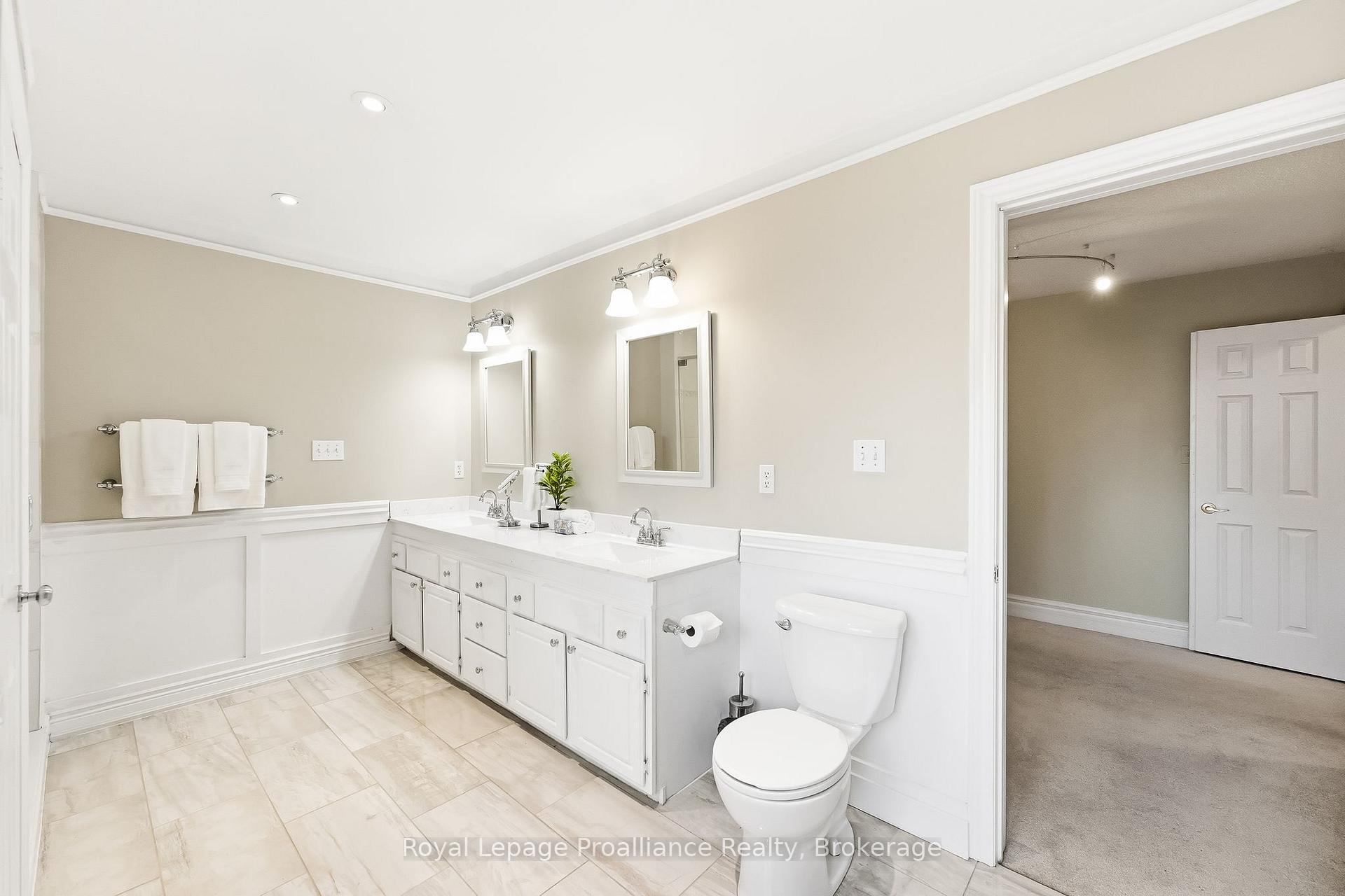 Photo 48 of 11 Gibson Place, Port Hope — HOMEH
