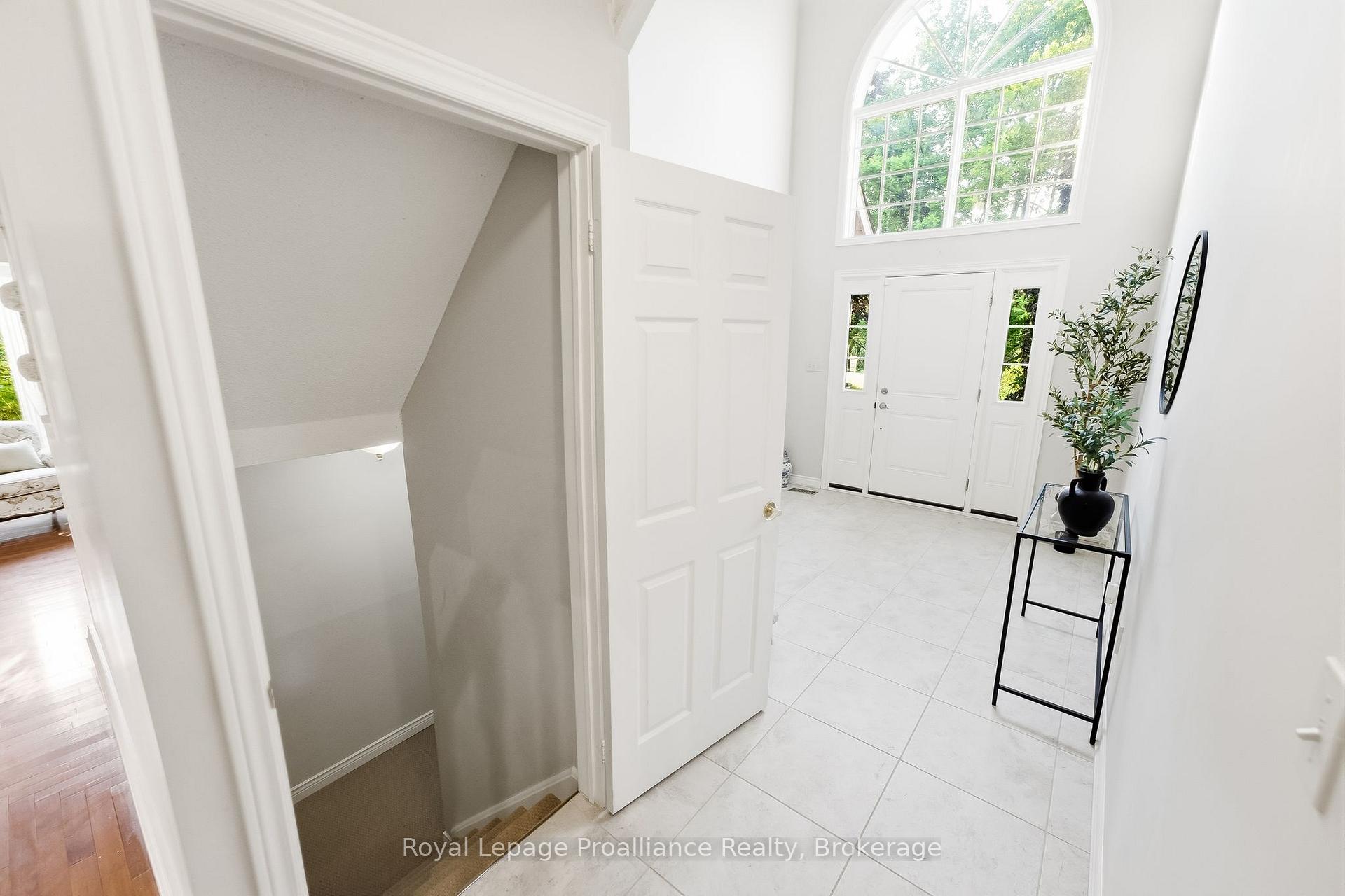 Photo 25 of 11 Gibson Place, Port Hope — HOMEH