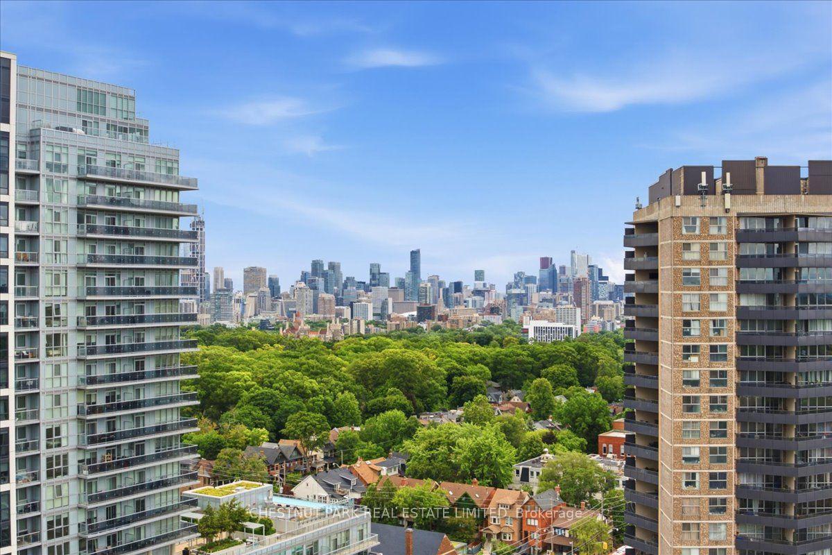 Photo 5 of Unit 1706, 530 St Clair Avenue W, Toronto, Humewood-Cedarvale — HOMEH