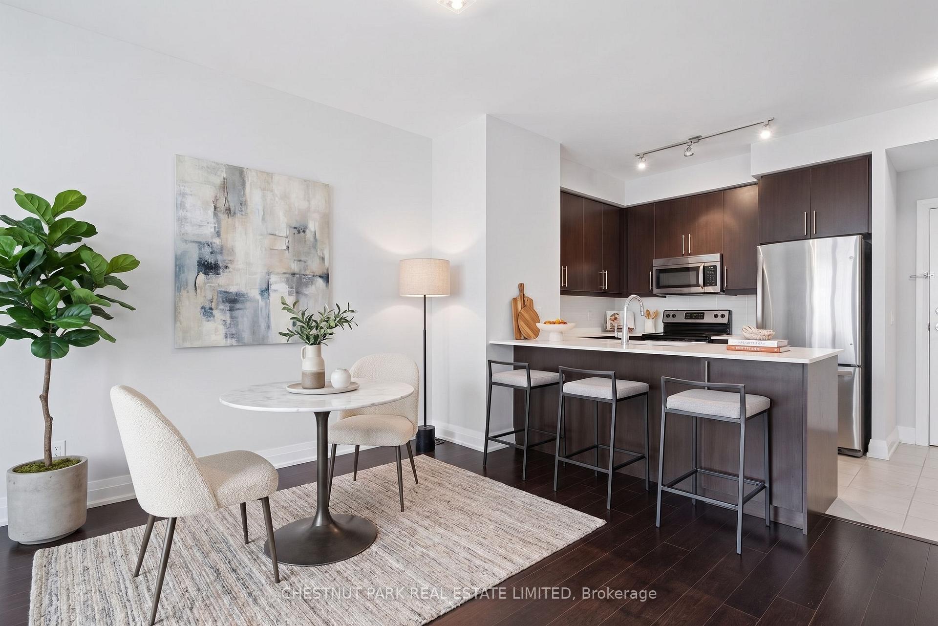 Photo 11 of Unit 1706, 530 St Clair Avenue W, Toronto, Humewood-Cedarvale — HOMEH