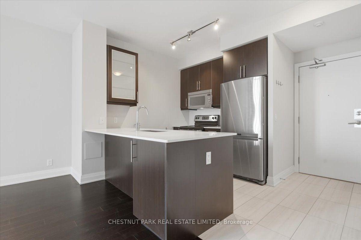 Photo 14 of Unit 1706, 530 St Clair Avenue W, Toronto, Humewood-Cedarvale — HOMEH