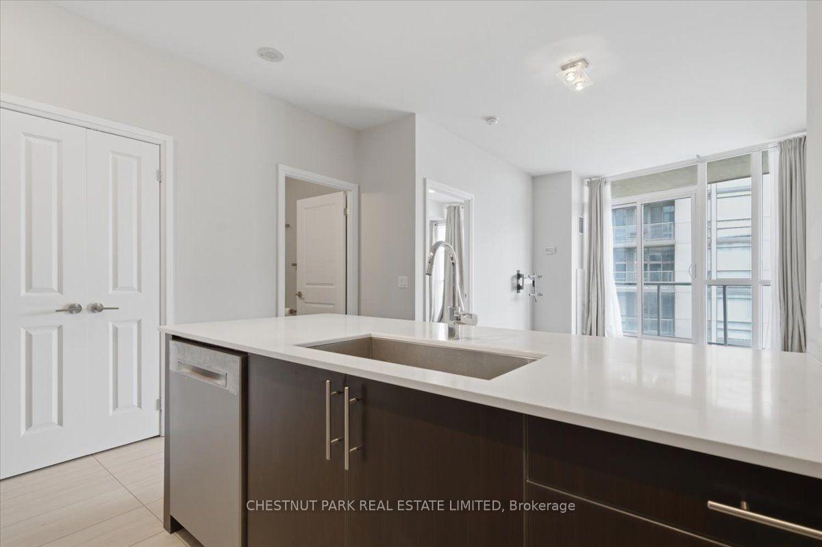 Photo 15 of Unit 1706, 530 St Clair Avenue W, Toronto, Humewood-Cedarvale — HOMEH