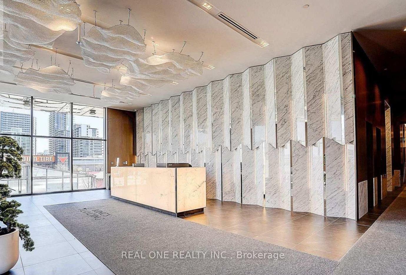 Photo 3 of Unit 2111, 75 Billes Heights, North York, Bayview Village — HOMEH