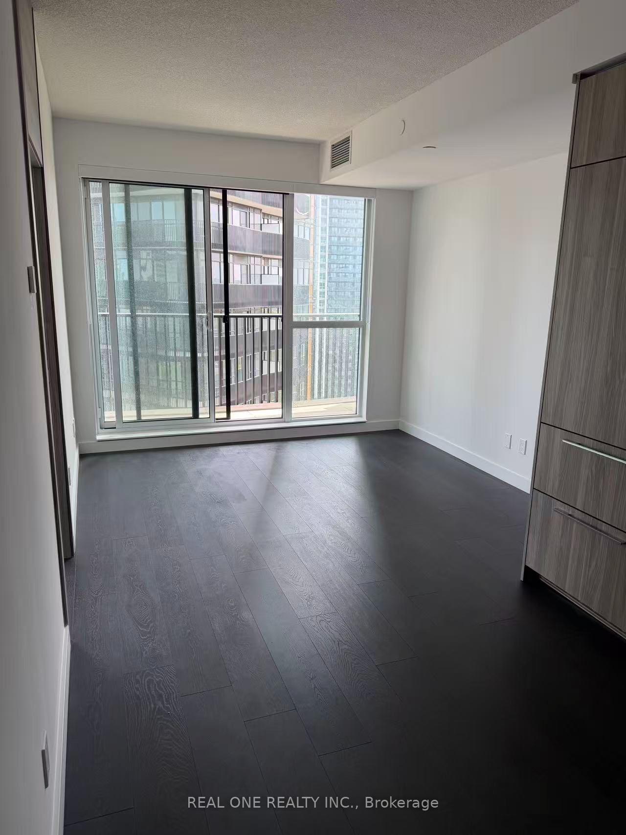 Photo 9 of Unit 2111, 75 Billes Heights, North York, Bayview Village — HOMEH