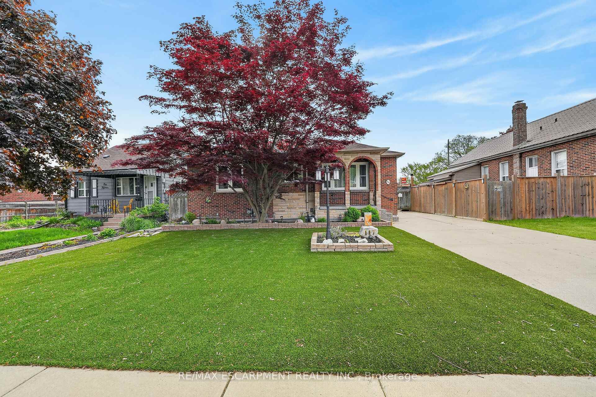 Photo 2 of 117 Stewartdale Avenue, Hamilton, Rosedale — HOMEH