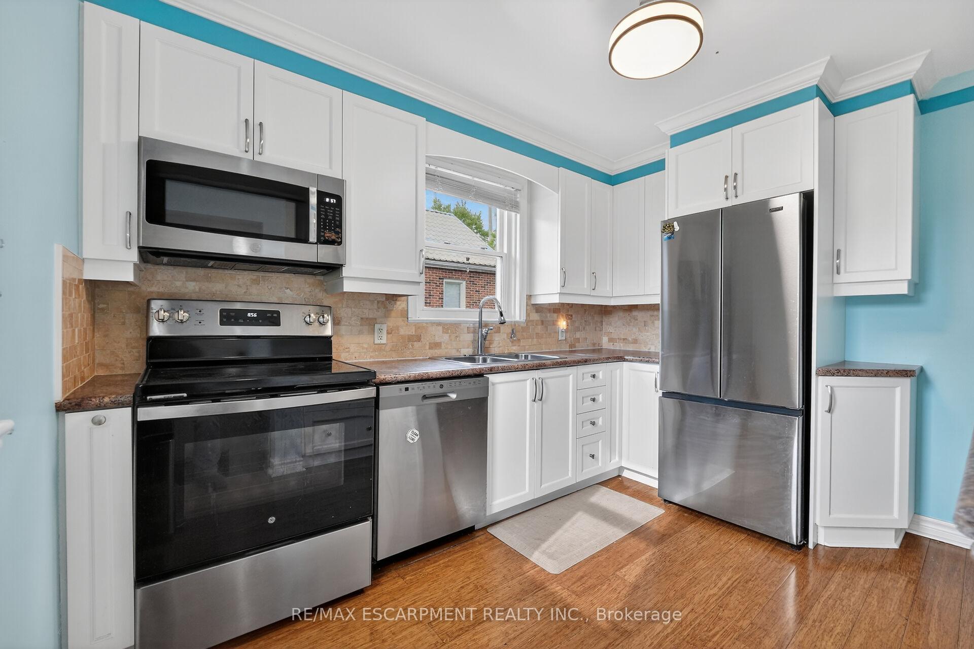 Photo 11 of 117 Stewartdale Avenue, Hamilton, Rosedale — HOMEH