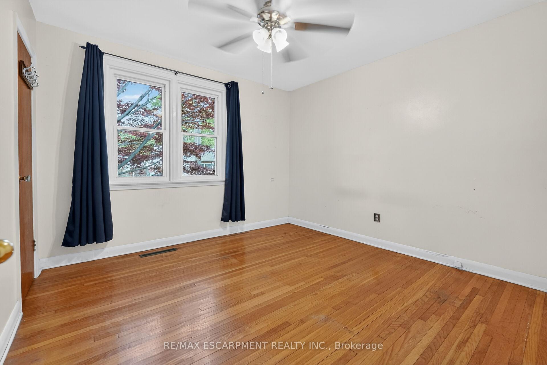 Photo 16 of 117 Stewartdale Avenue, Hamilton, Rosedale — HOMEH