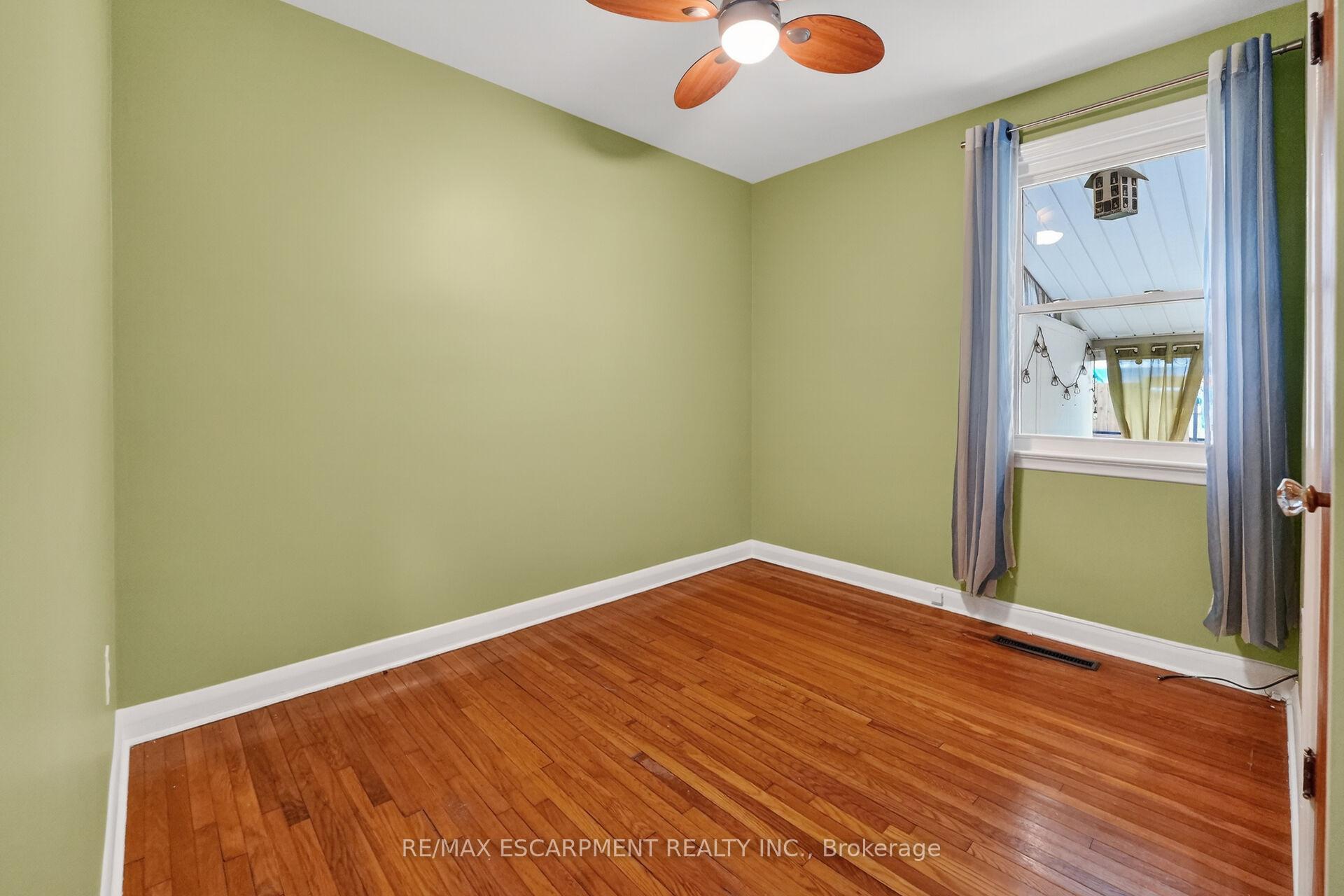 Photo 18 of 117 Stewartdale Avenue, Hamilton, Rosedale — HOMEH