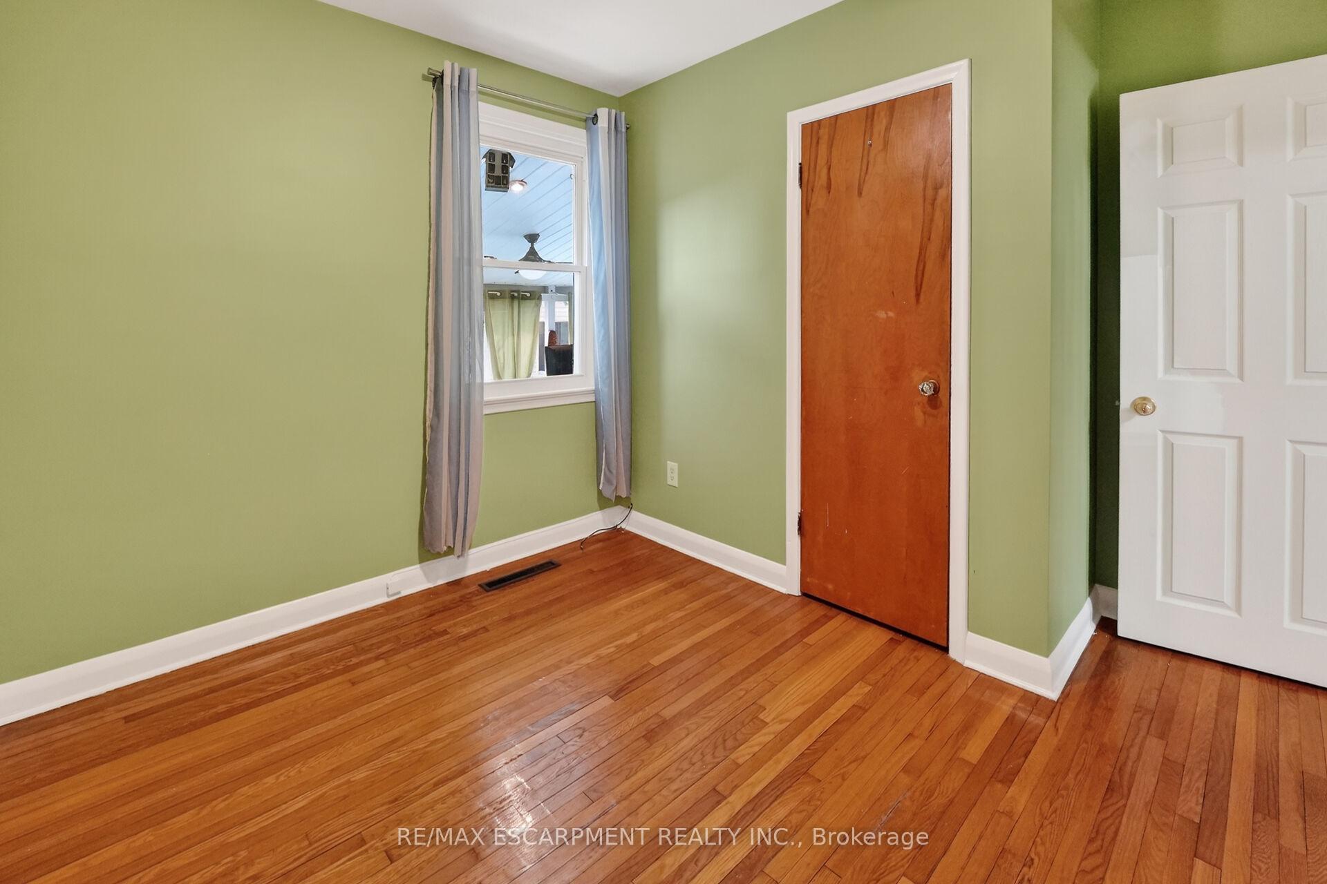 Photo 19 of 117 Stewartdale Avenue, Hamilton, Rosedale — HOMEH