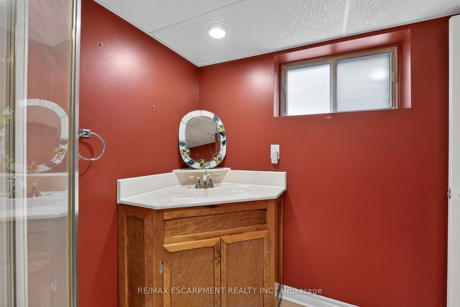 Photo 28 of 117 Stewartdale Avenue, Hamilton, Rosedale — HOMEH