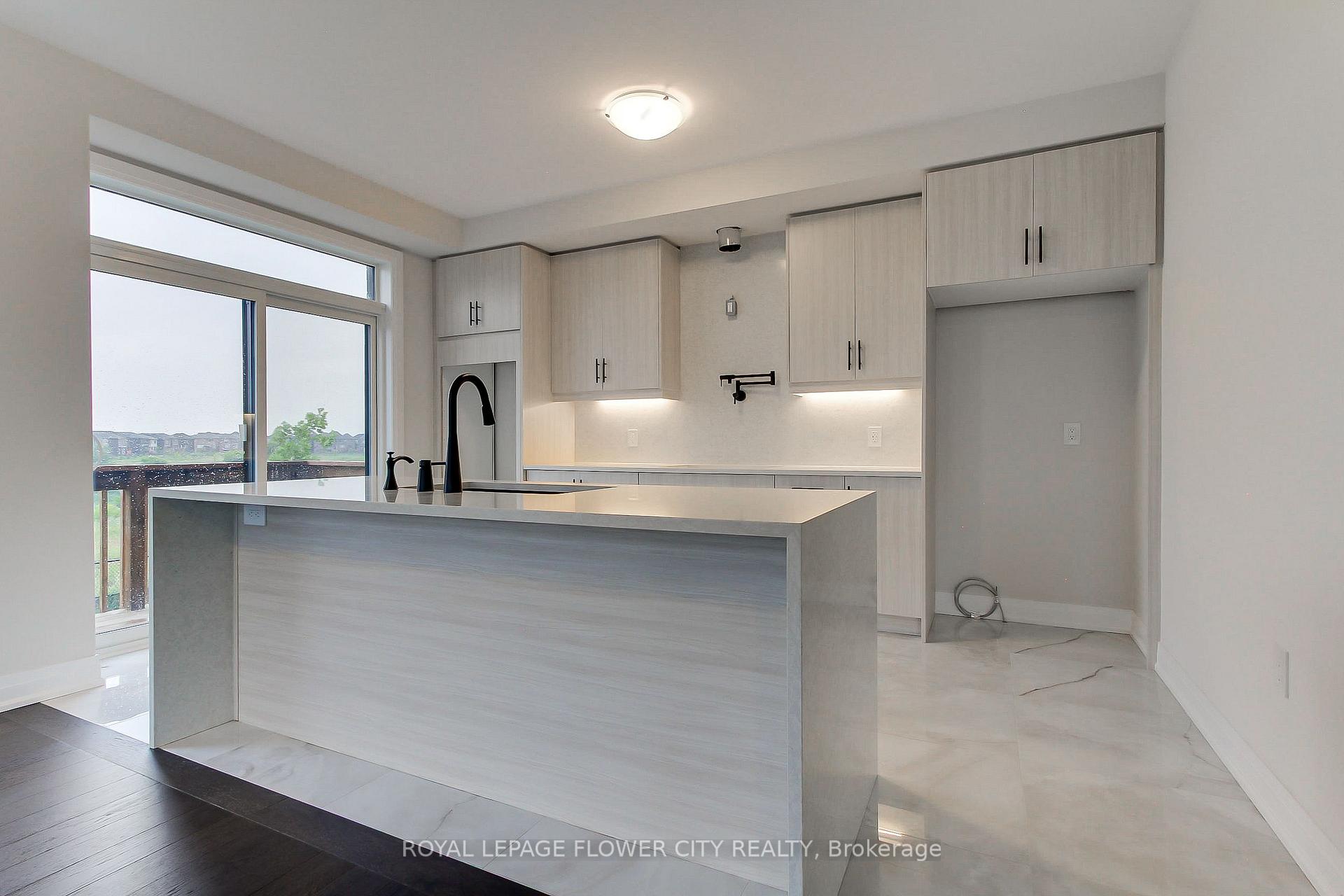 Photo 17 of Unit 1, 400 Newman Drive, Cambridge, Blair Road — HOMEH