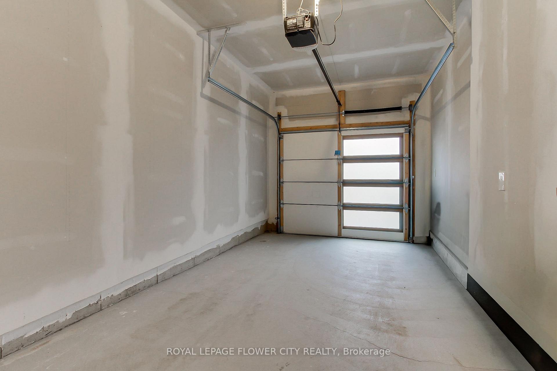 Photo 36 of Unit 1, 400 Newman Drive, Cambridge, Blair Road — HOMEH