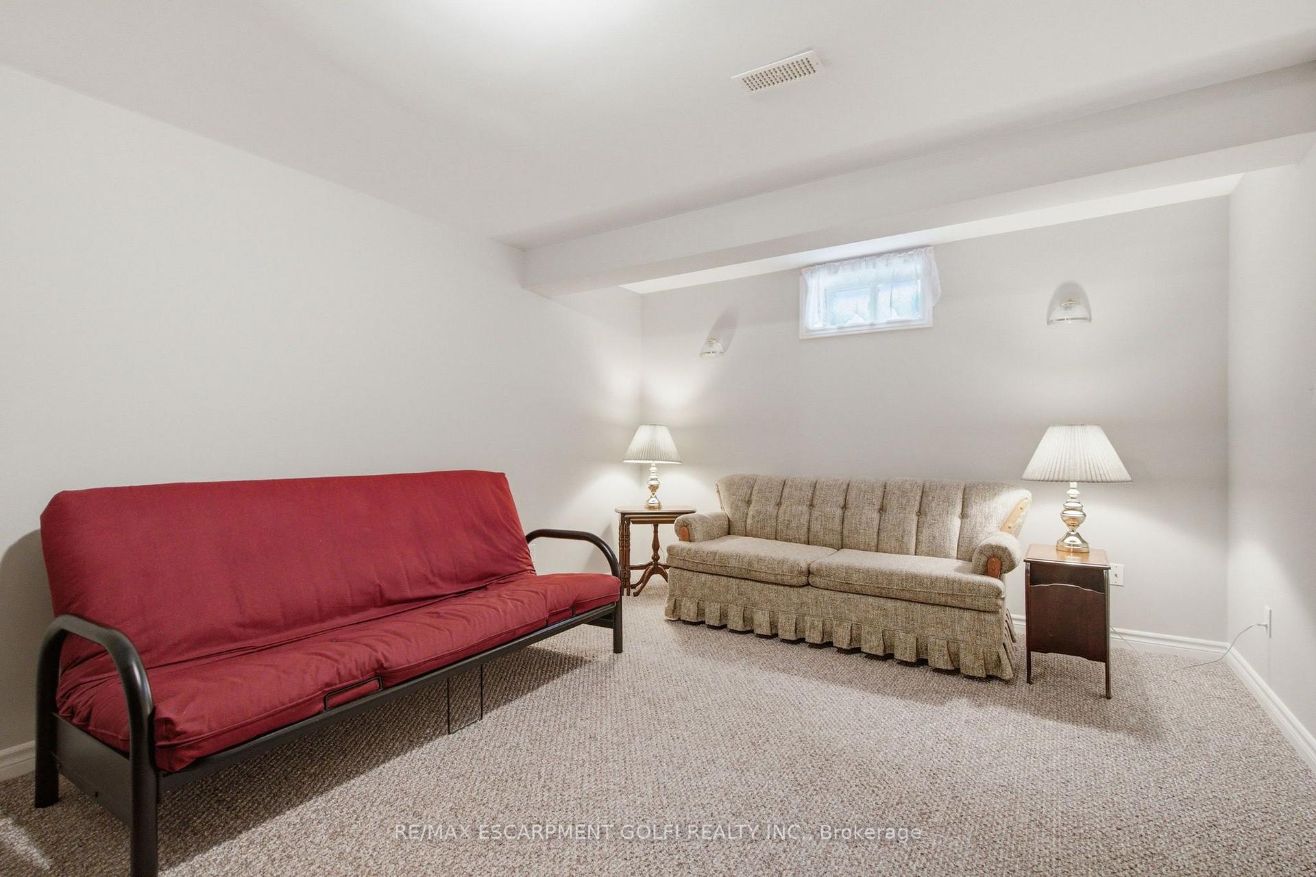Photo 21 of 21 Cathy Drive, Hamilton, Rural Glanbrook — HOMEH