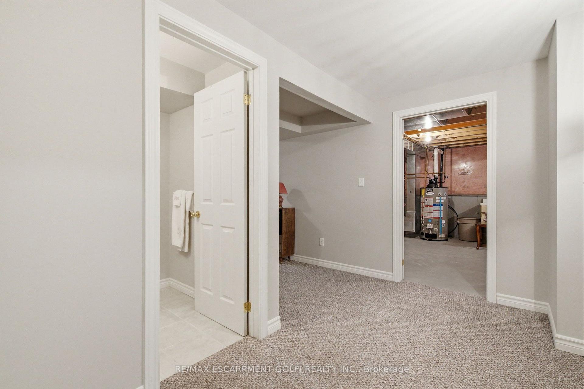Photo 24 of 21 Cathy Drive, Hamilton, Rural Glanbrook — HOMEH