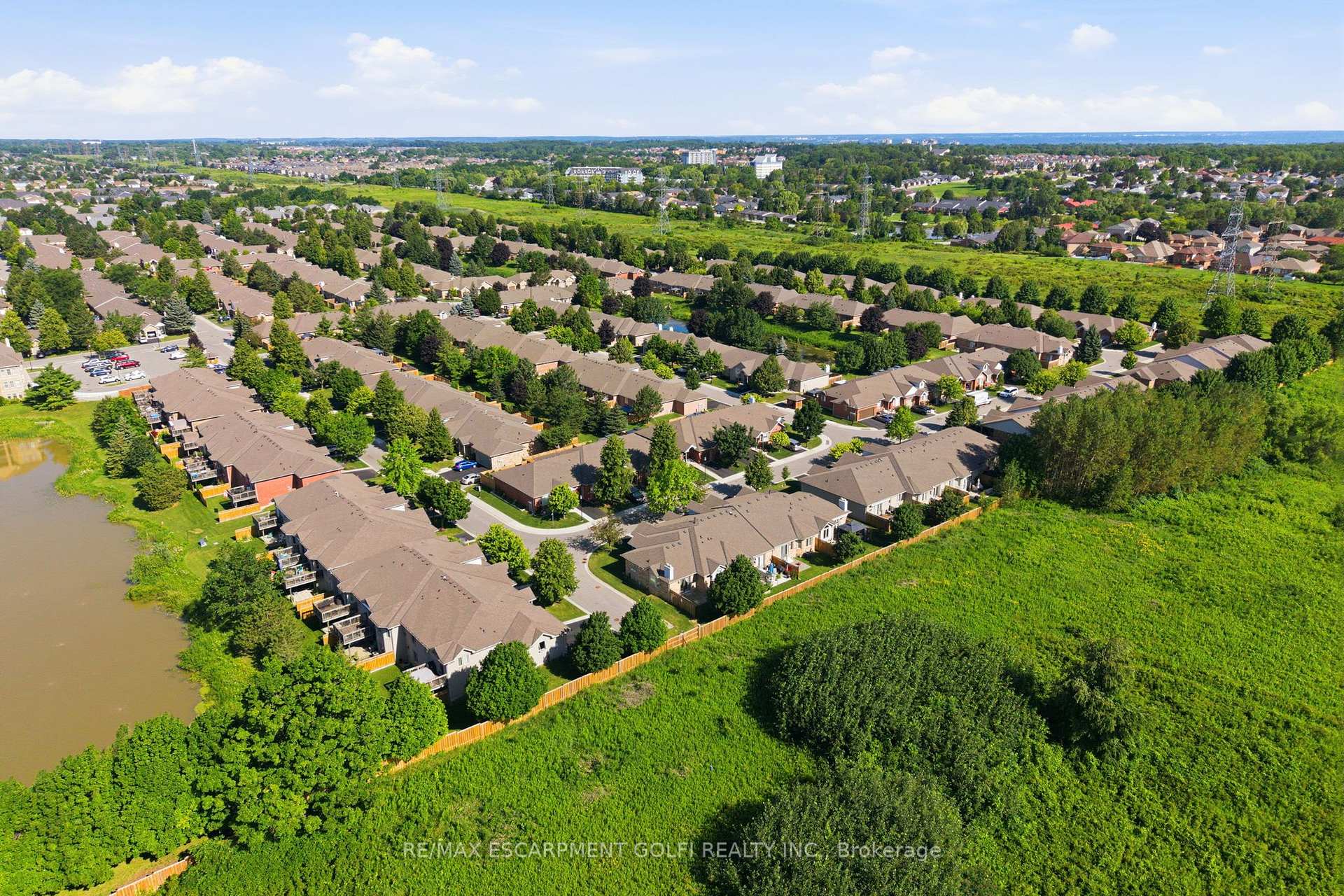Photo 29 of 21 Cathy Drive, Hamilton, Rural Glanbrook — HOMEH
