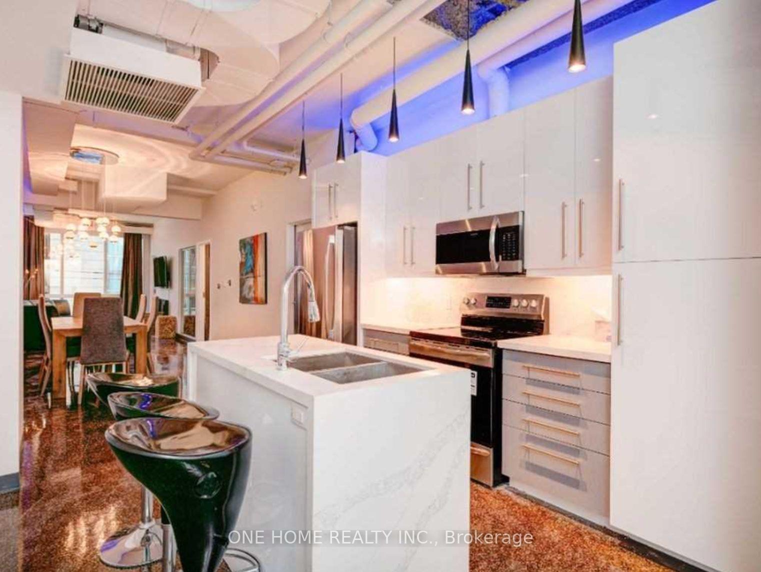 Photo 4 of Unit 201, 405 Dundas Street W, Toronto, Kensington-Chinatown — HOMEH