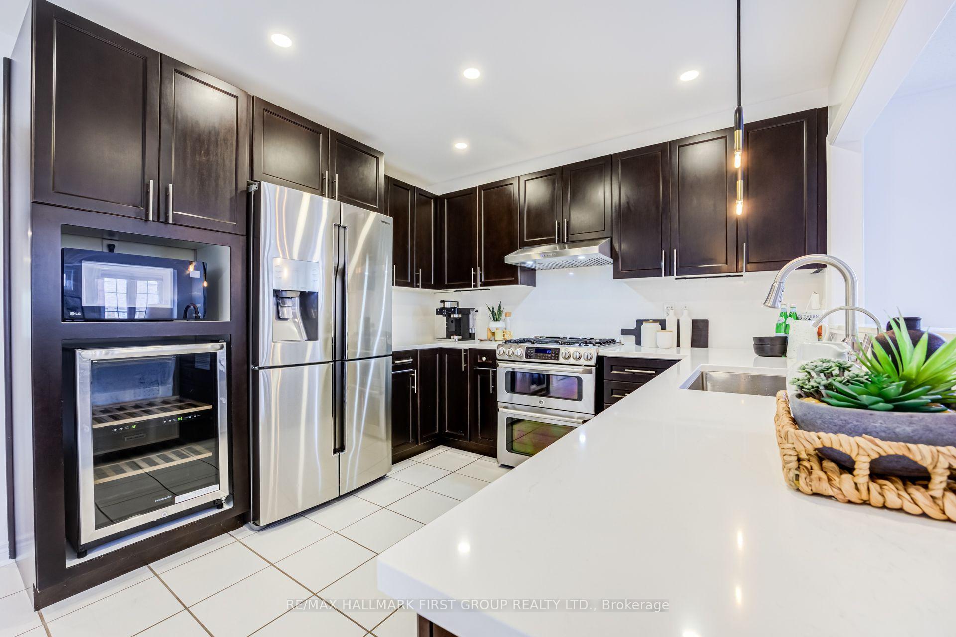 Photo 12 of 36 McCourt Drive, Ajax, South East — HOMEH