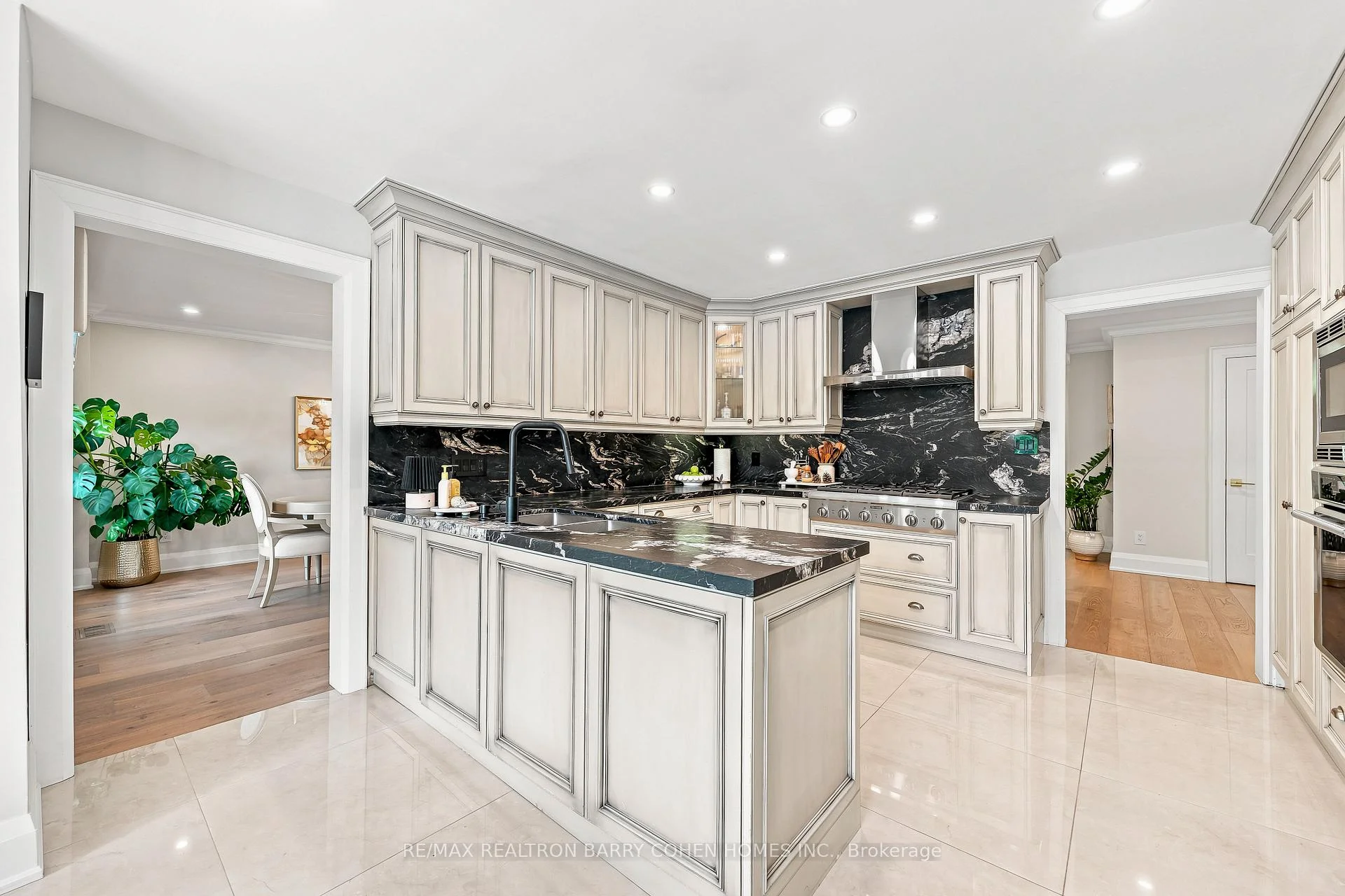 Photo 46 of 4 Hashbury Place, Markham, Thornlea — HOMEH