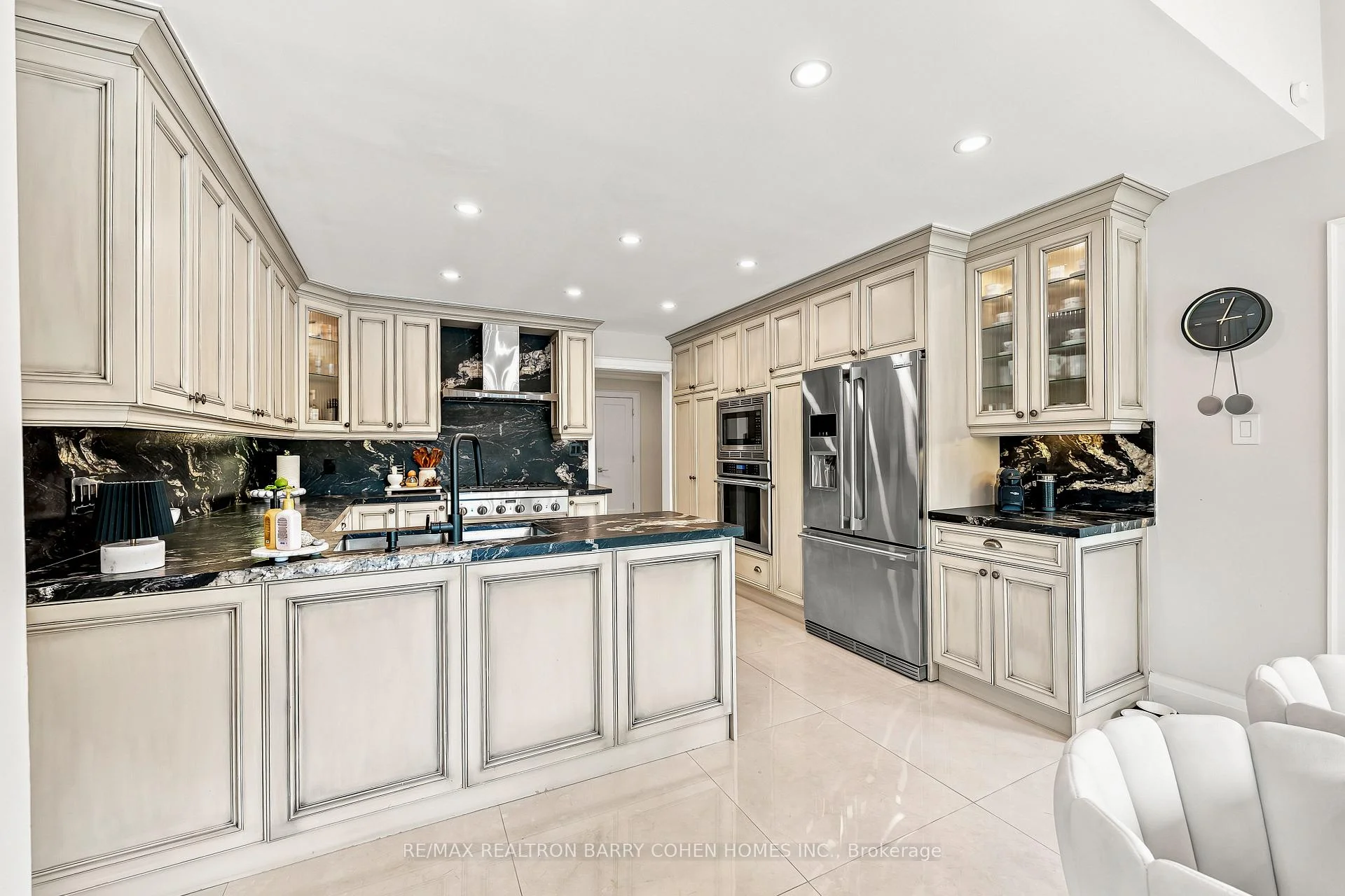 Photo 23 of 4 Hashbury Place, Markham, Thornlea — HOMEH