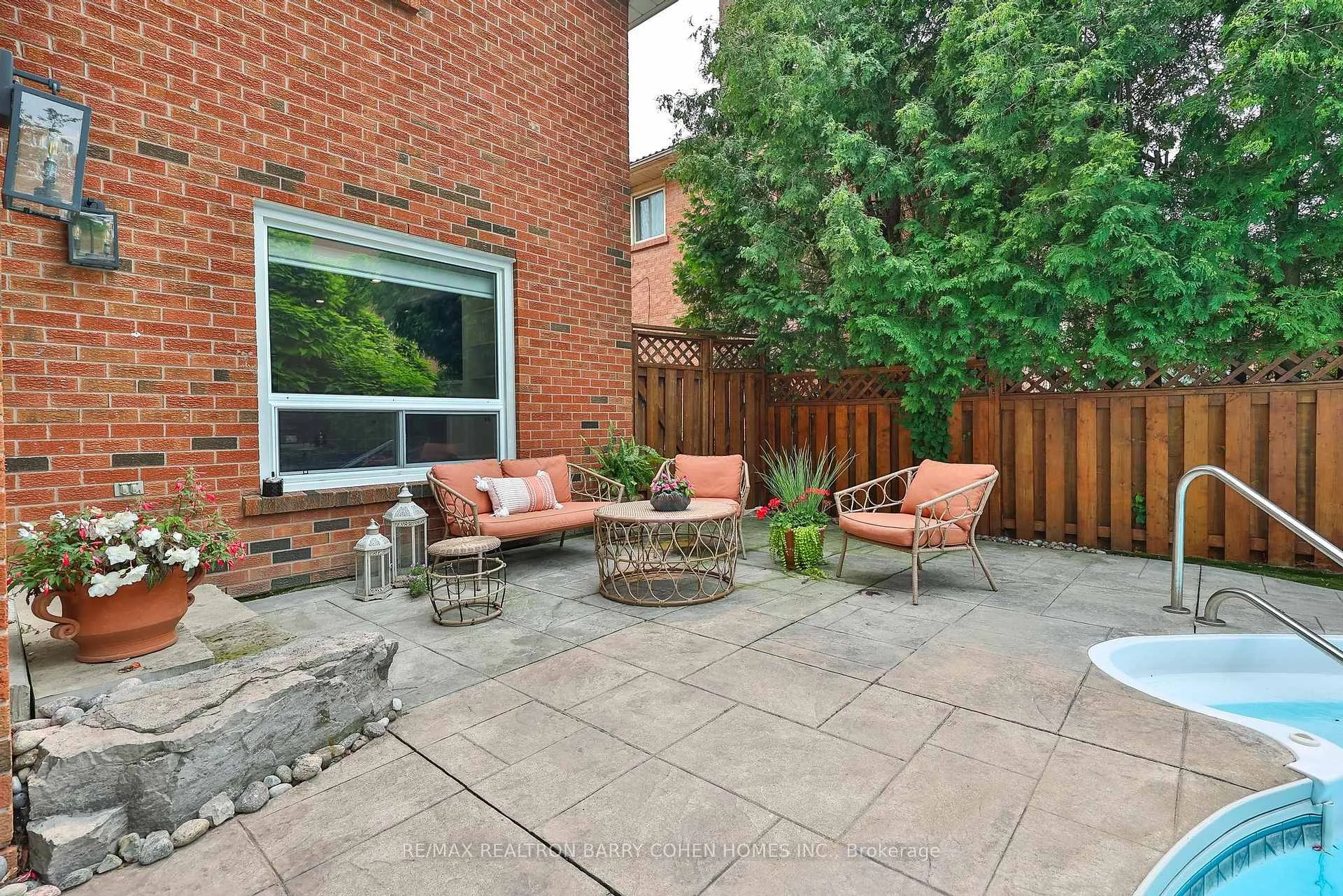 Photo 12 of 4 Hashbury Place, Markham, Thornlea — HOMEH