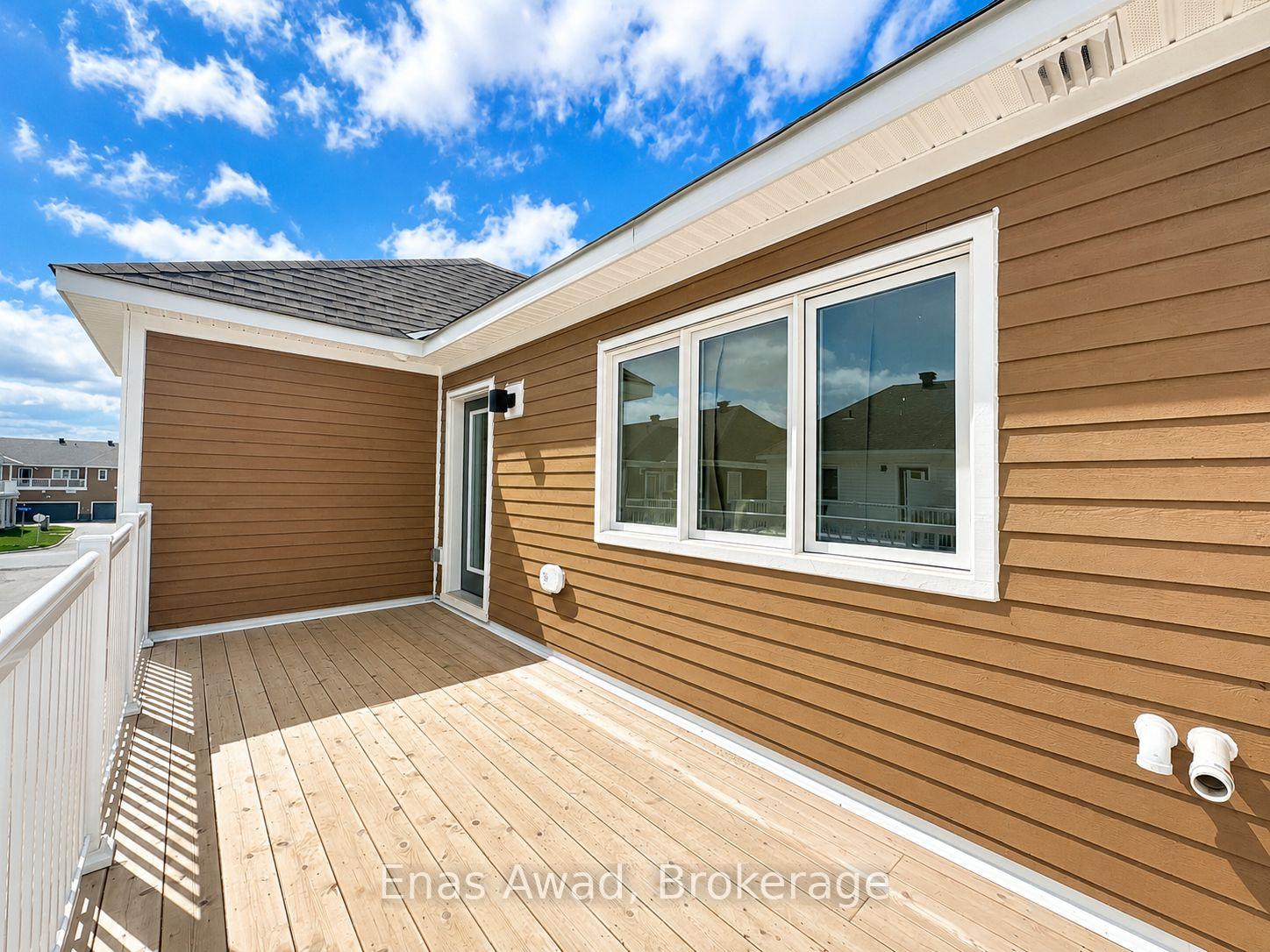 Photo 21 of 520 Oldenburg Avenue, Ottawa, Btwn Franktown Rd. & Fallowfield Rd. — HOMEH