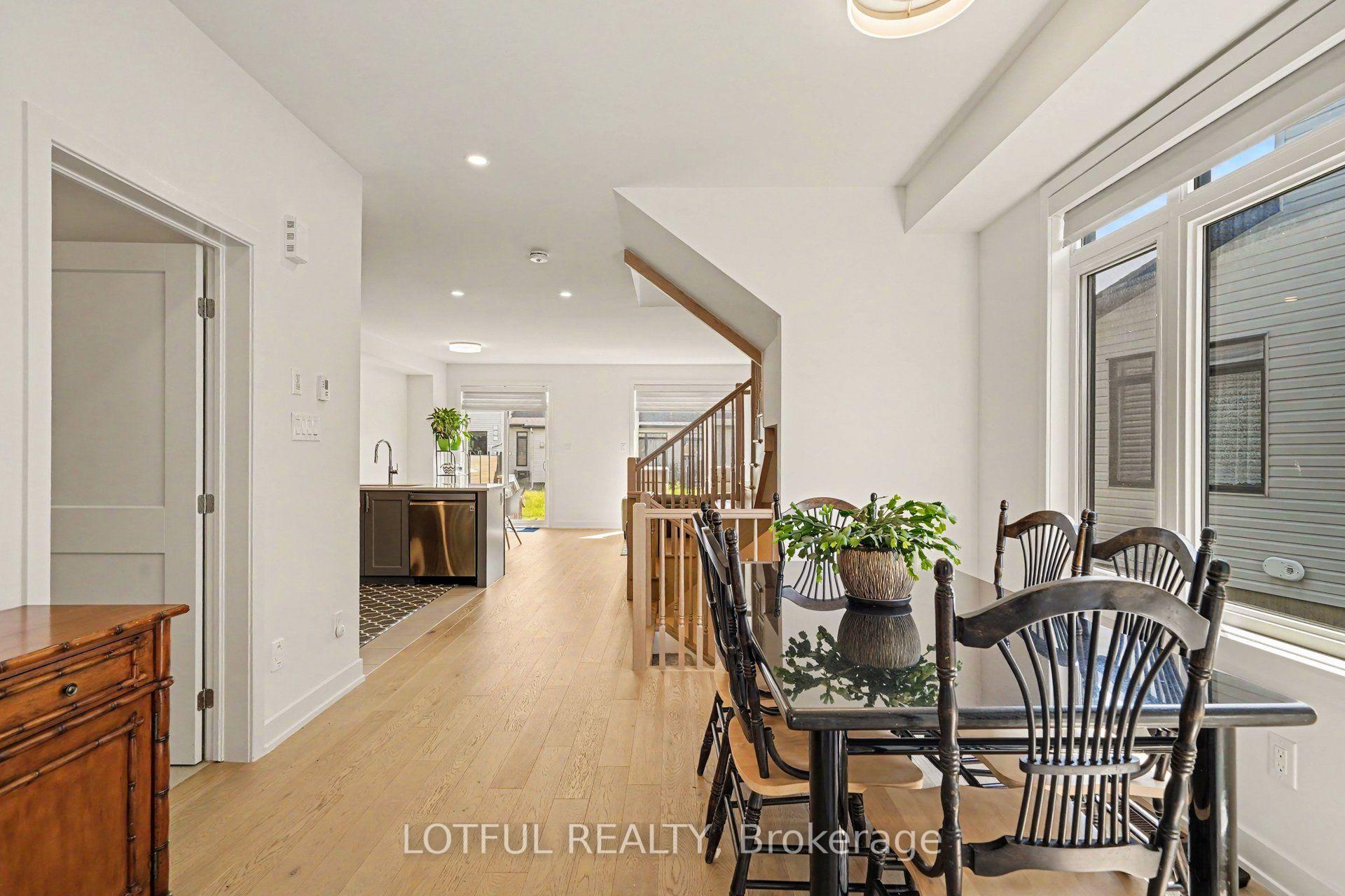 Photo 5 of 56 Heirloom Street, Ottawa, Riverside South/Gloucester Glen — HOMEH