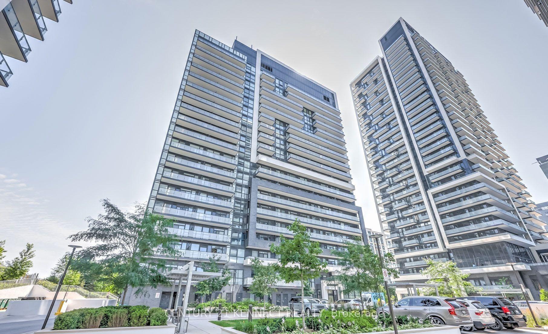 Front of Unit Lph11, 75 Oneida Crescent