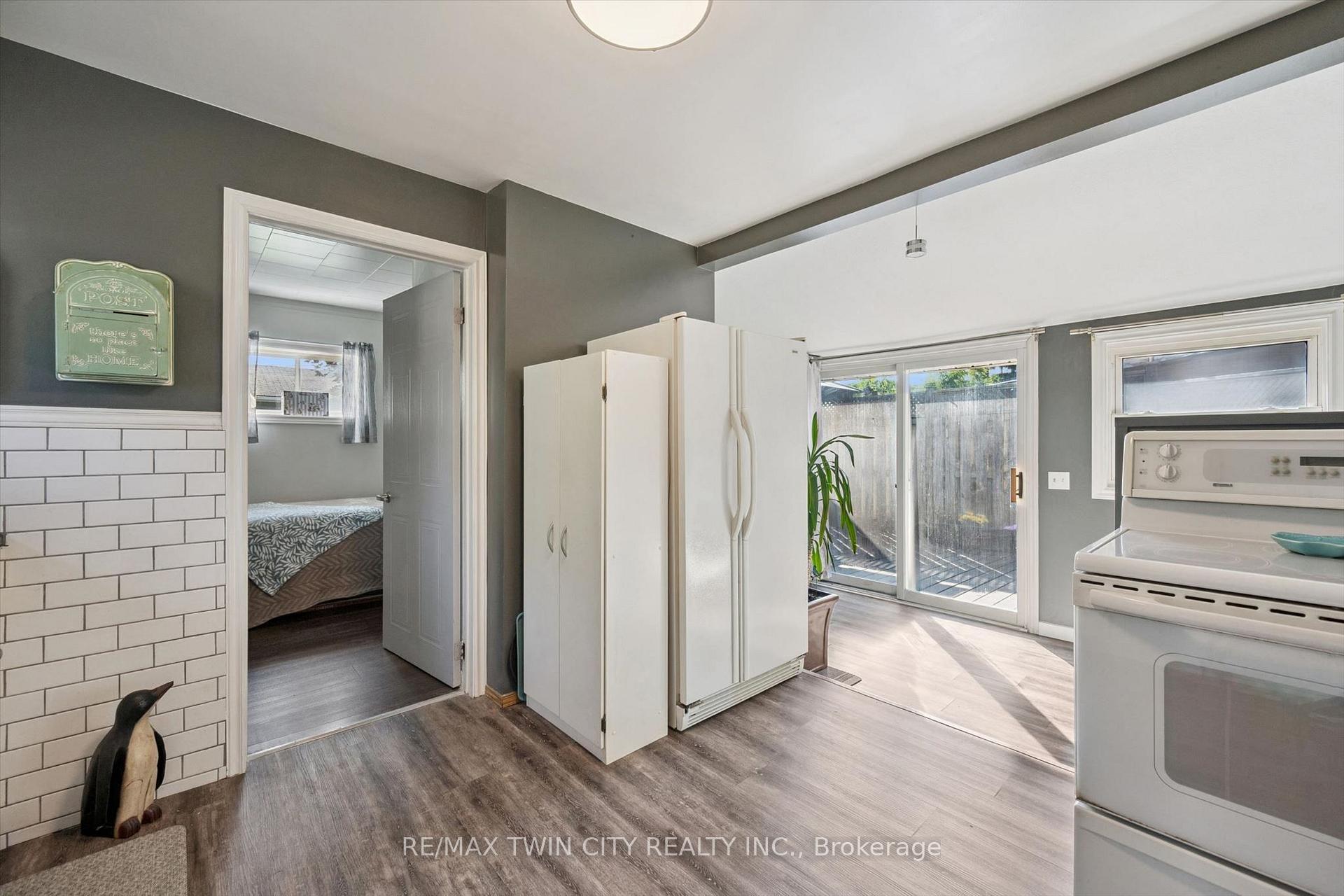 Photo 6 of 11 Brook Street, Cambridge, East Galt — HOMEH
