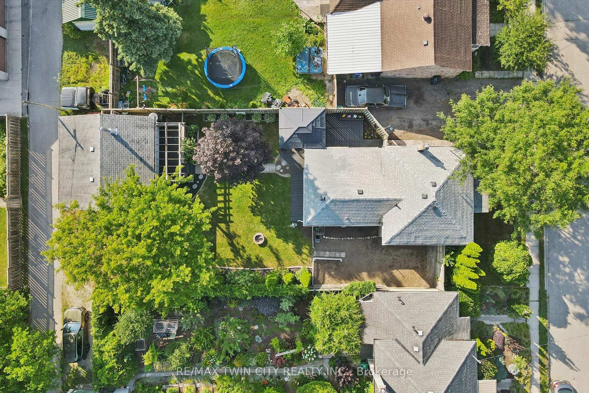 Photo 21 of 11 Brook Street, Cambridge, East Galt — HOMEH
