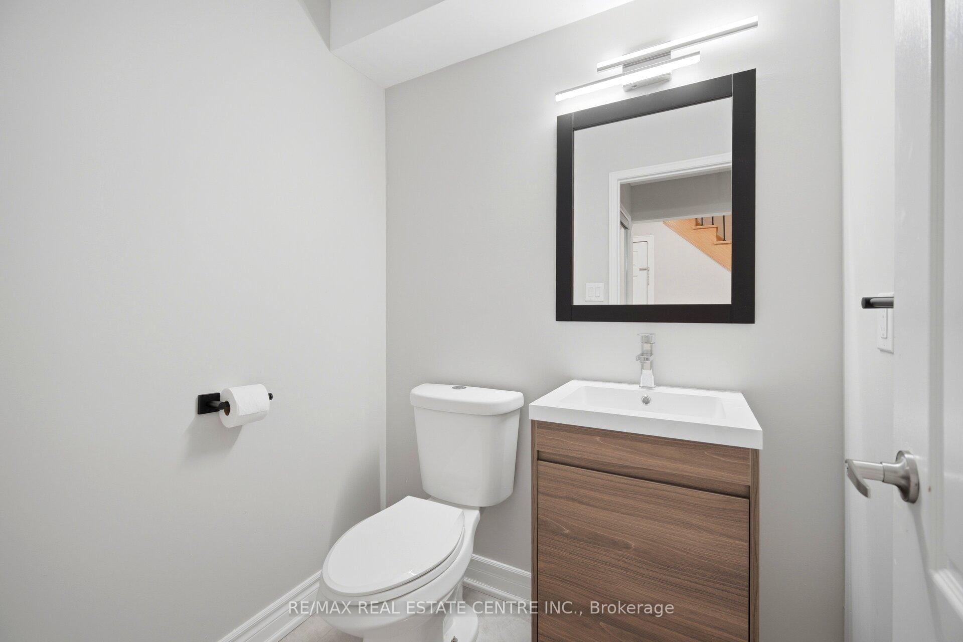 Photo 19 of 31 Spicebush Terrace, Brampton, Credit Valley — HOMEH