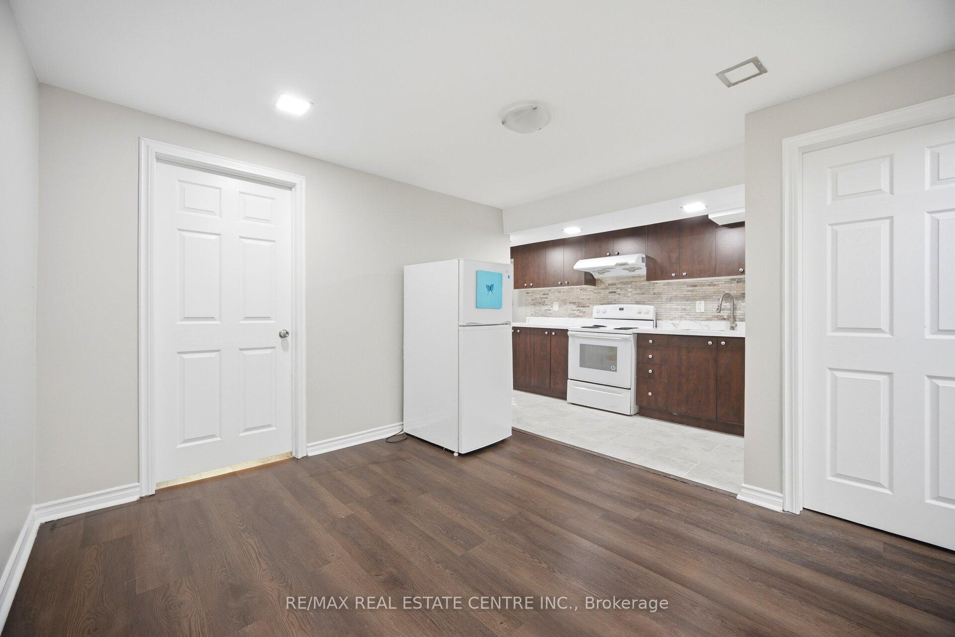Photo 37 of 31 Spicebush Terrace, Brampton, Credit Valley — HOMEH