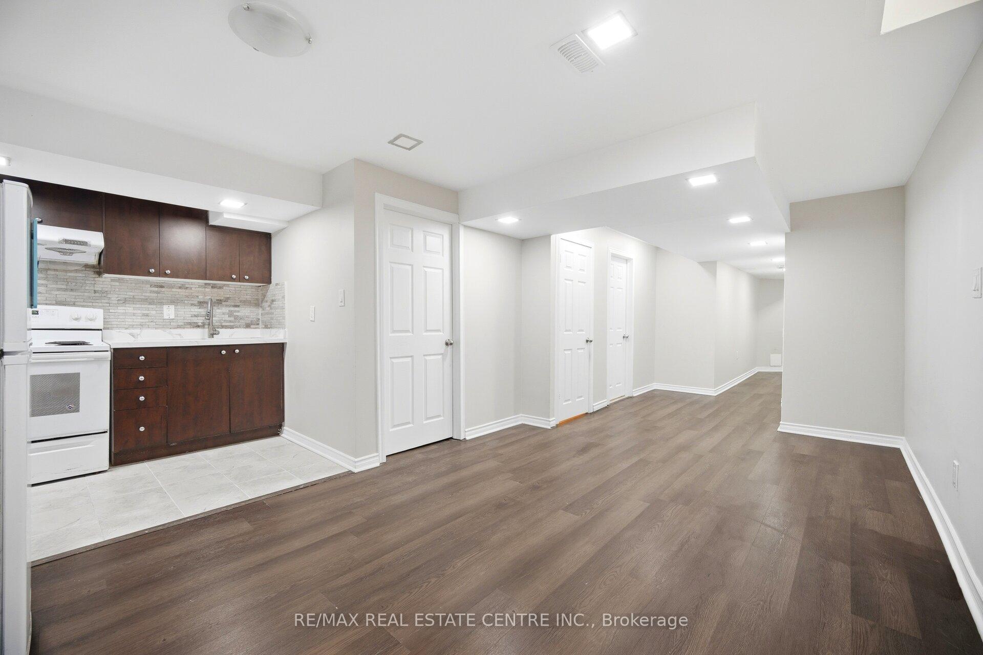 Photo 38 of 31 Spicebush Terrace, Brampton, Credit Valley — HOMEH