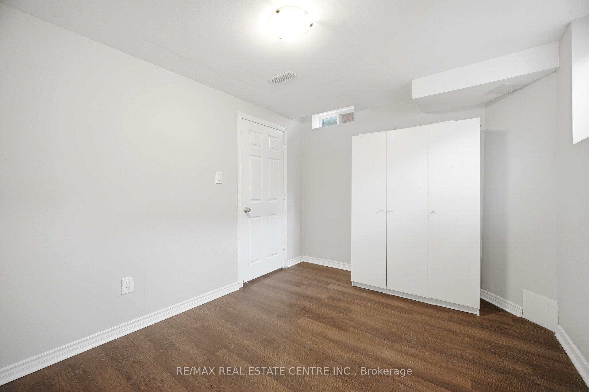 Photo 44 of 31 Spicebush Terrace, Brampton, Credit Valley — HOMEH