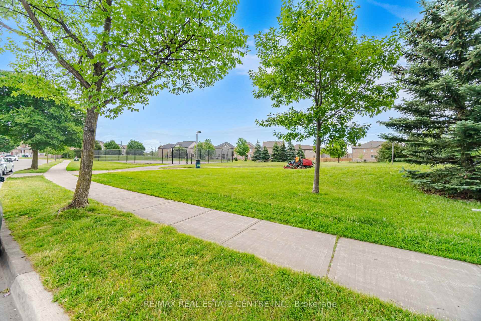 Photo 50 of 31 Spicebush Terrace, Brampton, Credit Valley — HOMEH