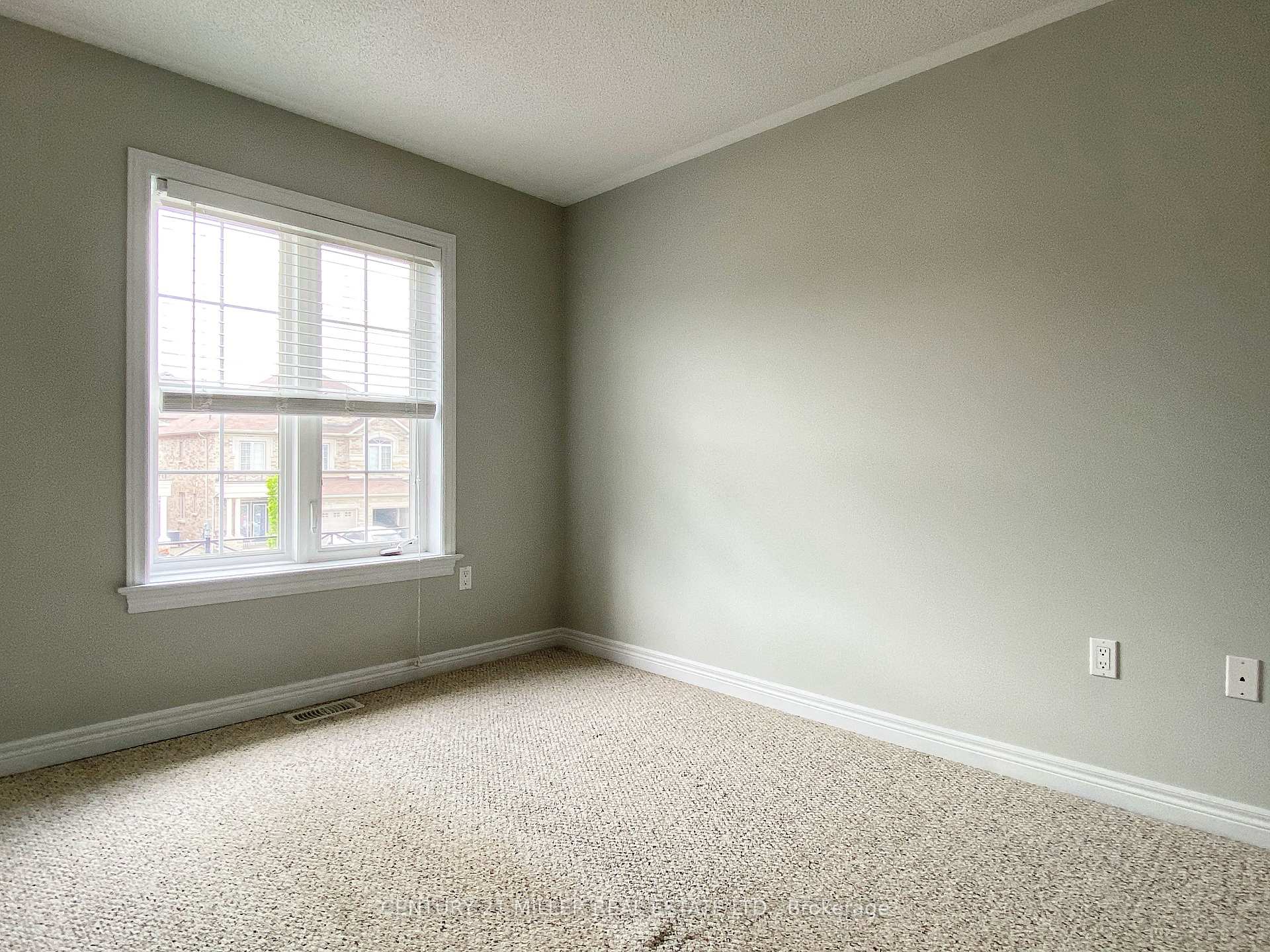Photo 19 of 67 Summerberry Way, Hamilton, Sheldon — HOMEH
