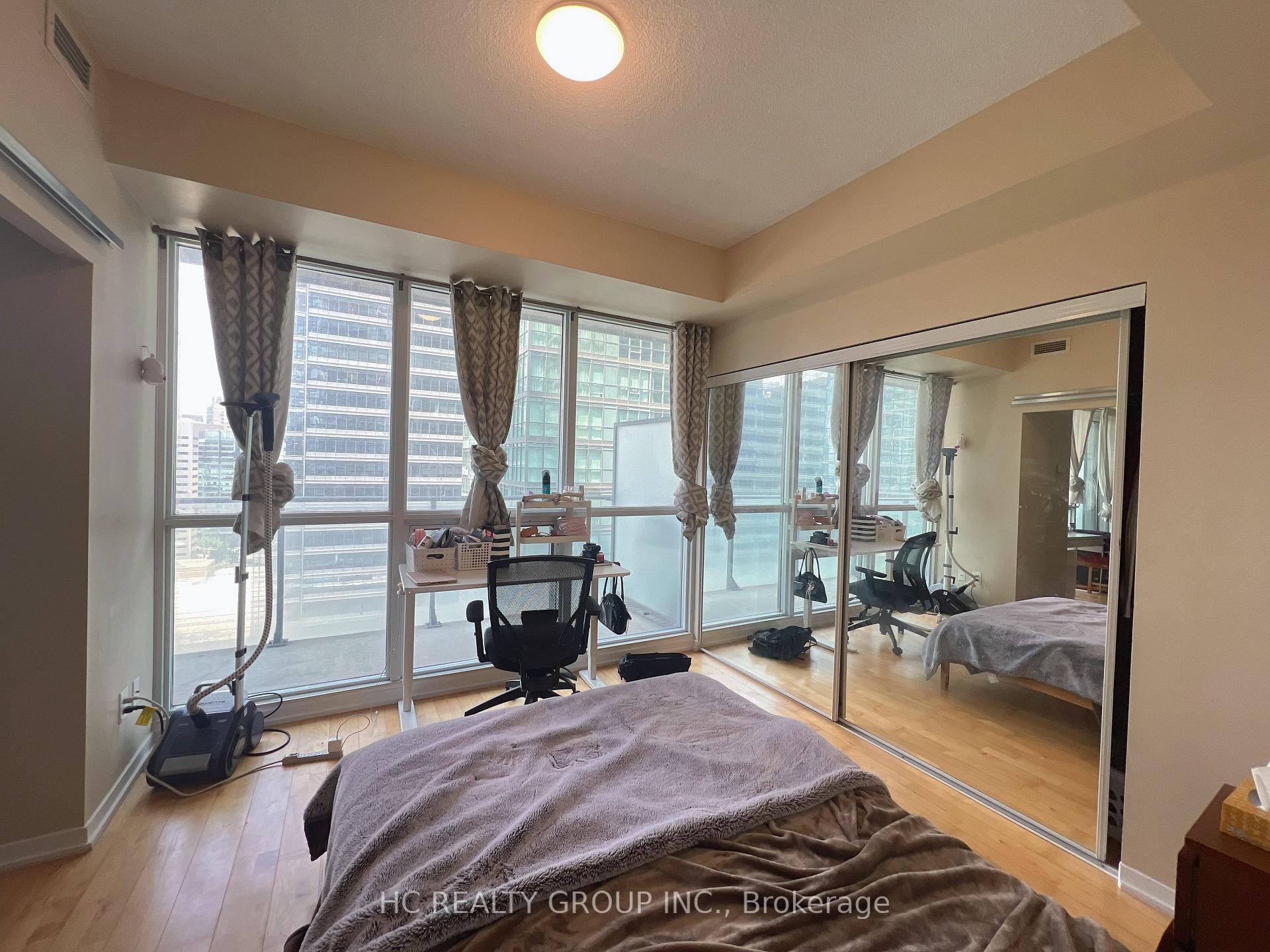 Photo 3 of Unit 1903, 55 Bremner Boulevard, Toronto, Waterfront Communities — HOMEH
