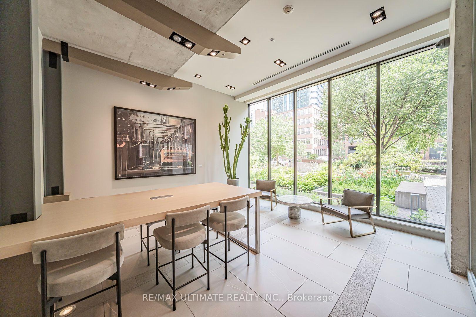 Photo 3 of Unit 306, 400 Wellington Street W, Toronto, Waterfront Communities — HOMEH