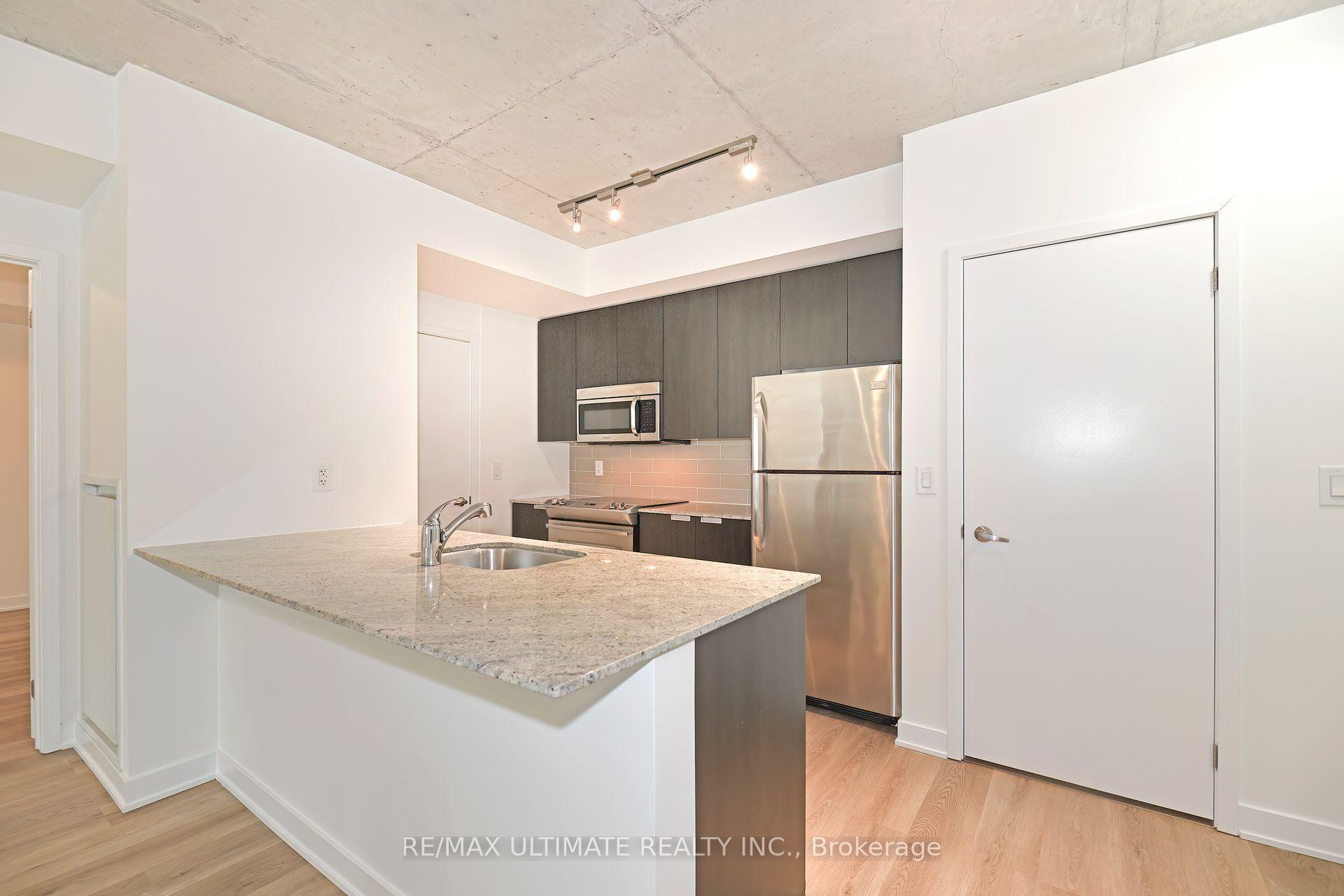 Photo 9 of Unit 306, 400 Wellington Street W, Toronto, Waterfront Communities — HOMEH