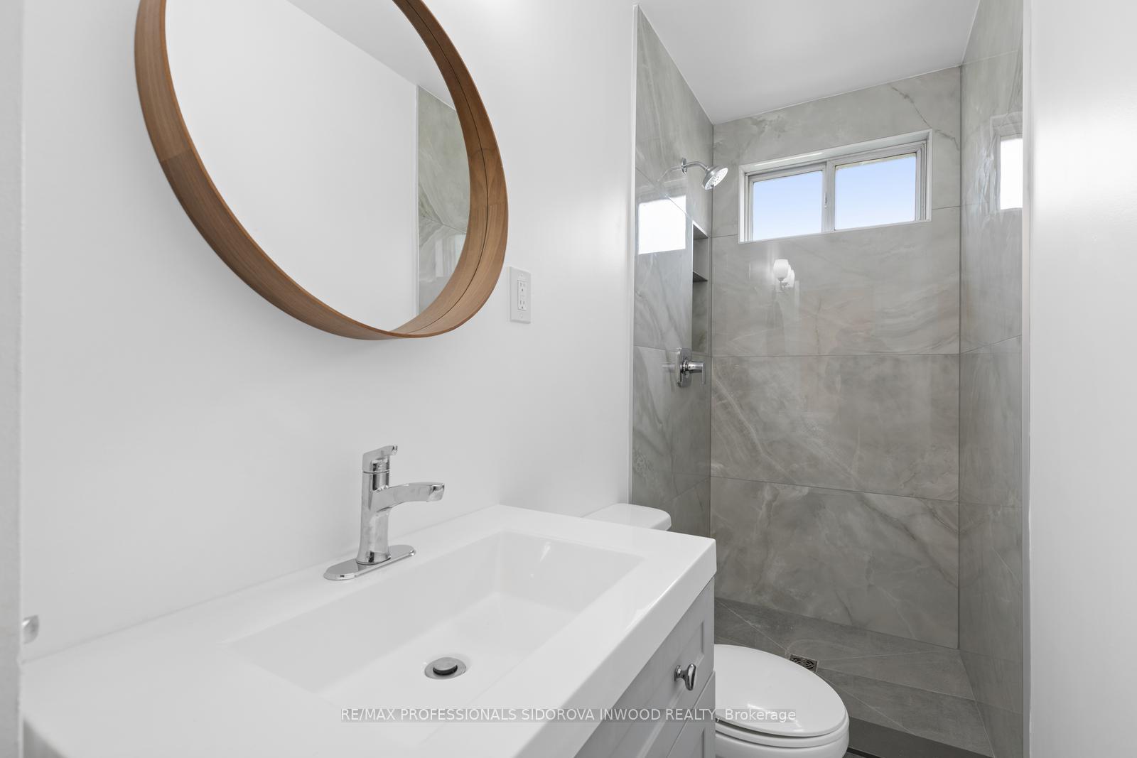 Photo 15 of Unit 2, 1 Dixon Road, Etobicoke, Humber Heights — HOMEH
