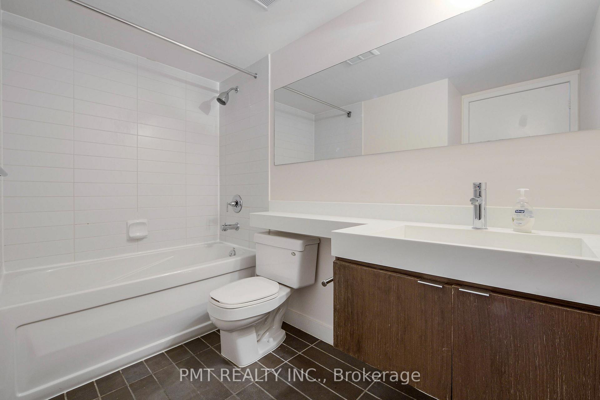 Photo 12 of Unit 1721, 4K Spadina Avenue, Toronto, Waterfront Communities — HOMEH