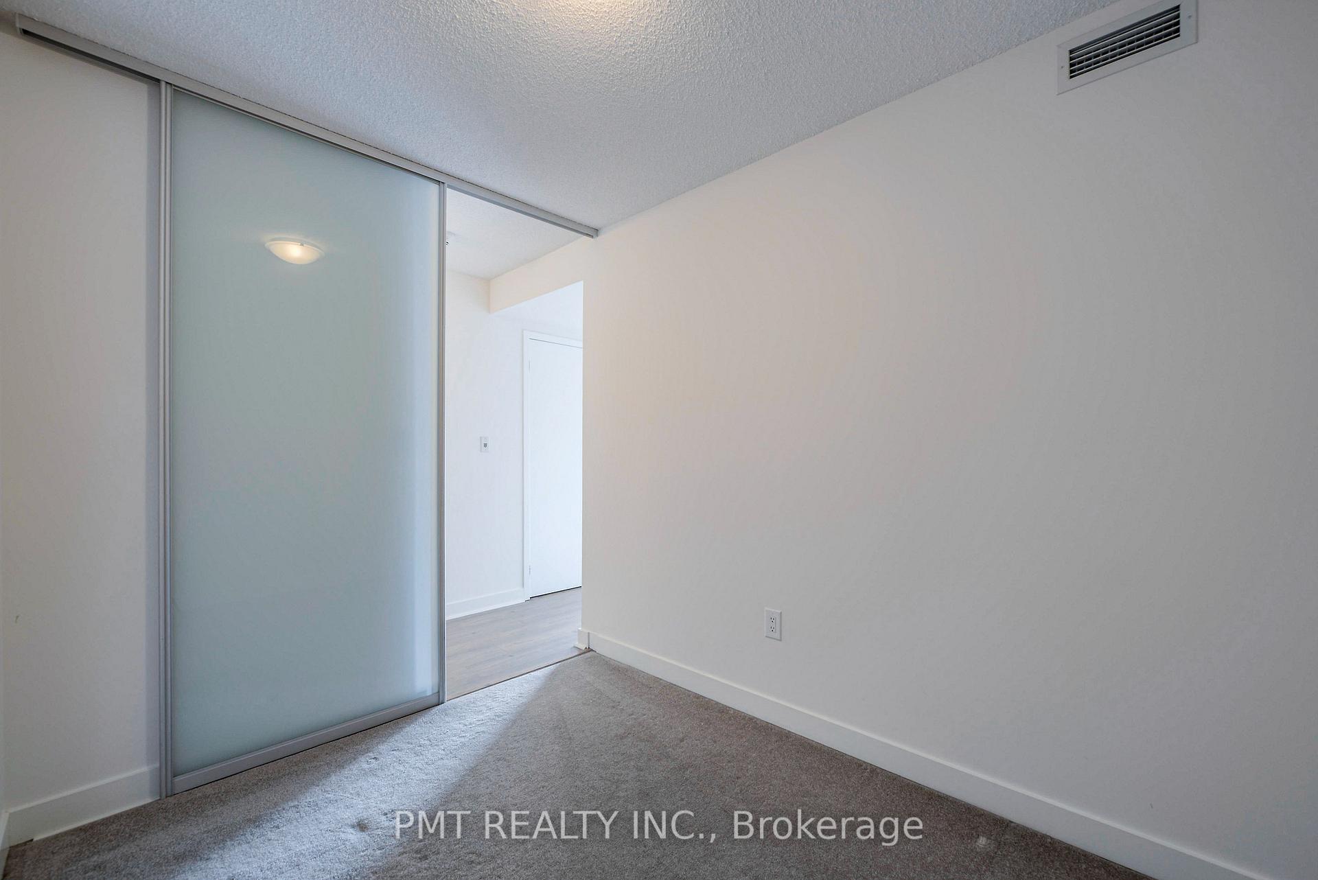 Photo 13 of Unit 1721, 4K Spadina Avenue, Toronto, Waterfront Communities — HOMEH