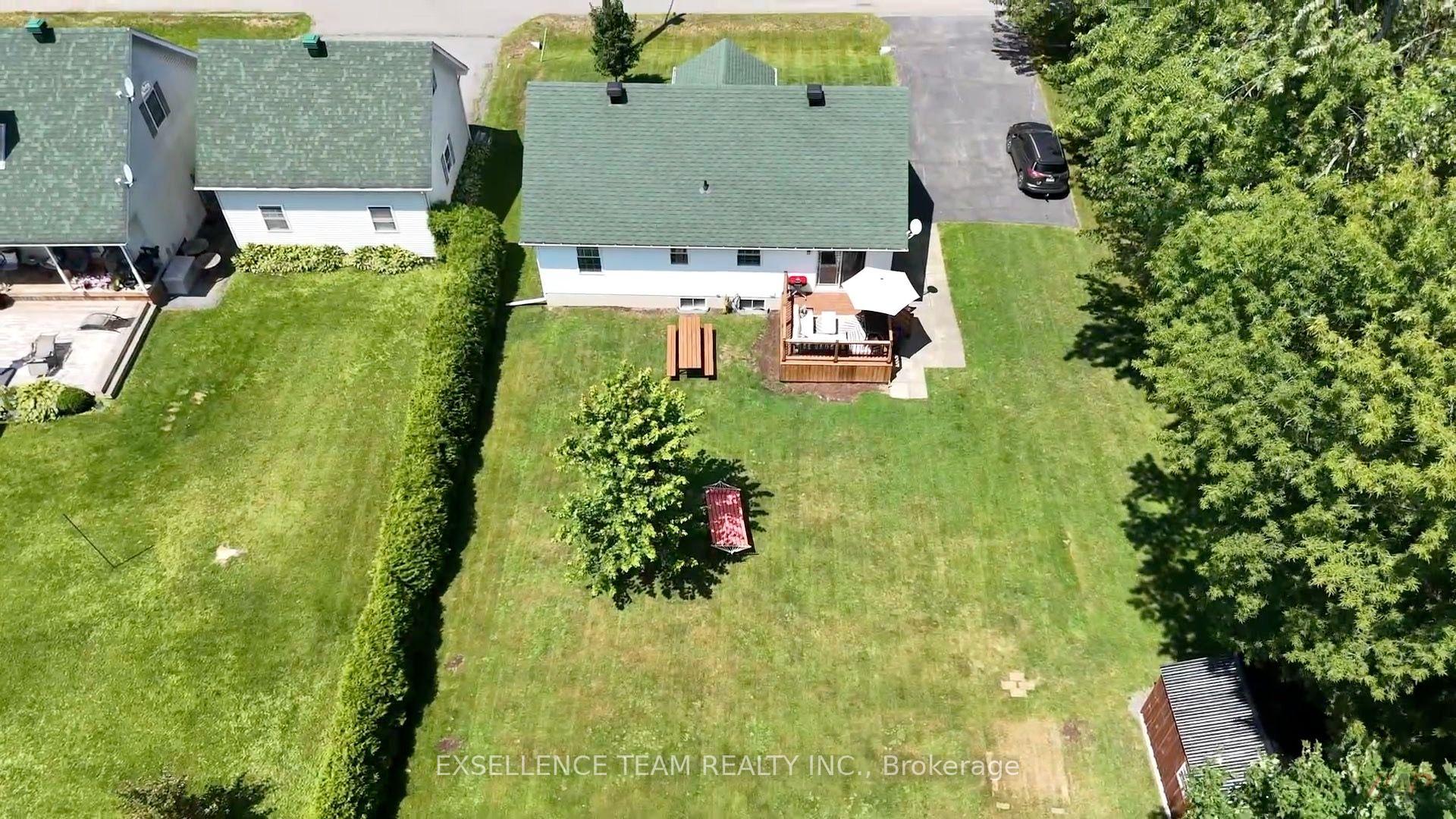 Photo 2 of 16 Monk Street, South Glengarry, Lancaster — HOMEH